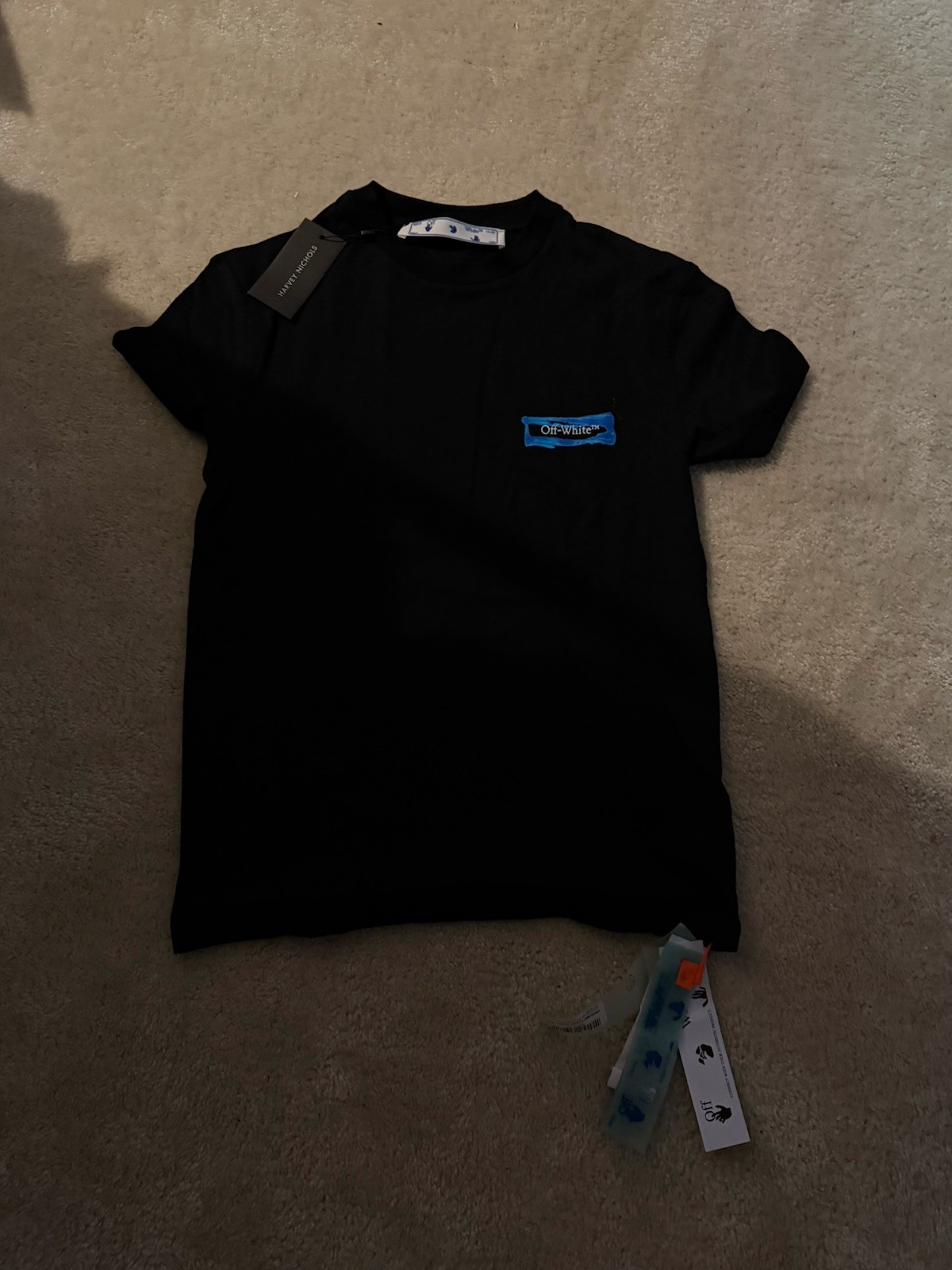 Off-White Men’s XXS Black Cotton Jersey Graphic Logo Crew Neck Short Sleeve Tee gallery