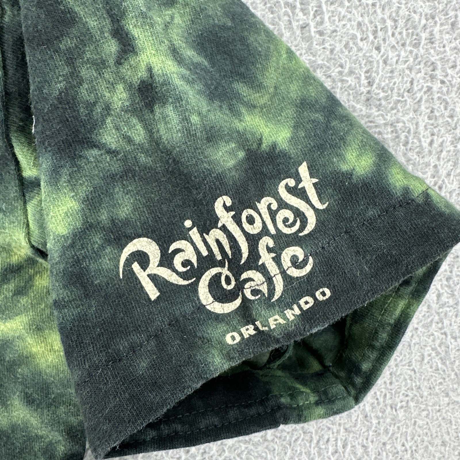 Vtg Rainforest Cafe Adult L Green Tie Dye Iguana Double Sided Graphic Print Tee gallery