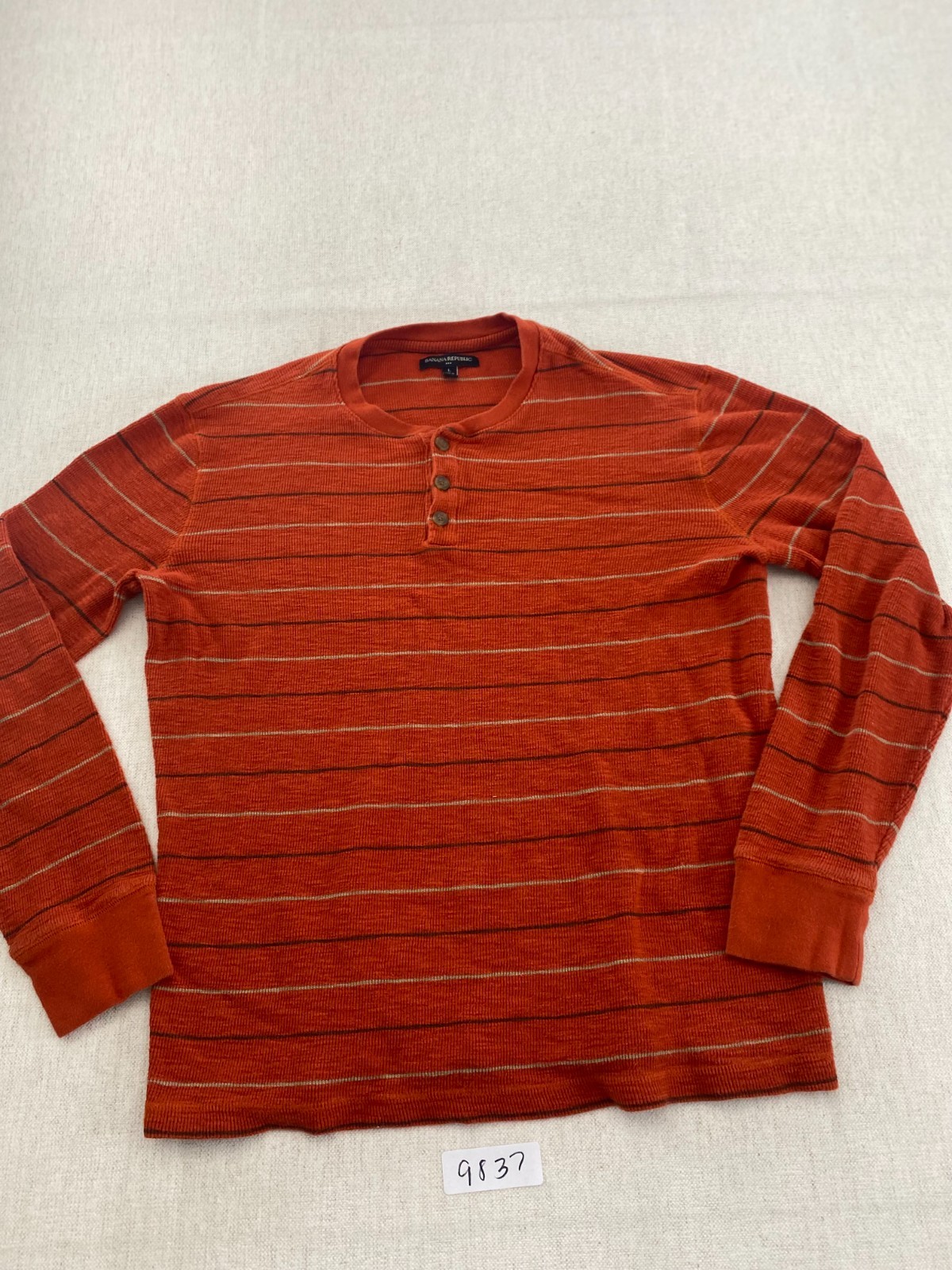 Banana Republic T-Shirt Mens Large Rust Orange Ribbed Cuffs Henley Pullover gallery