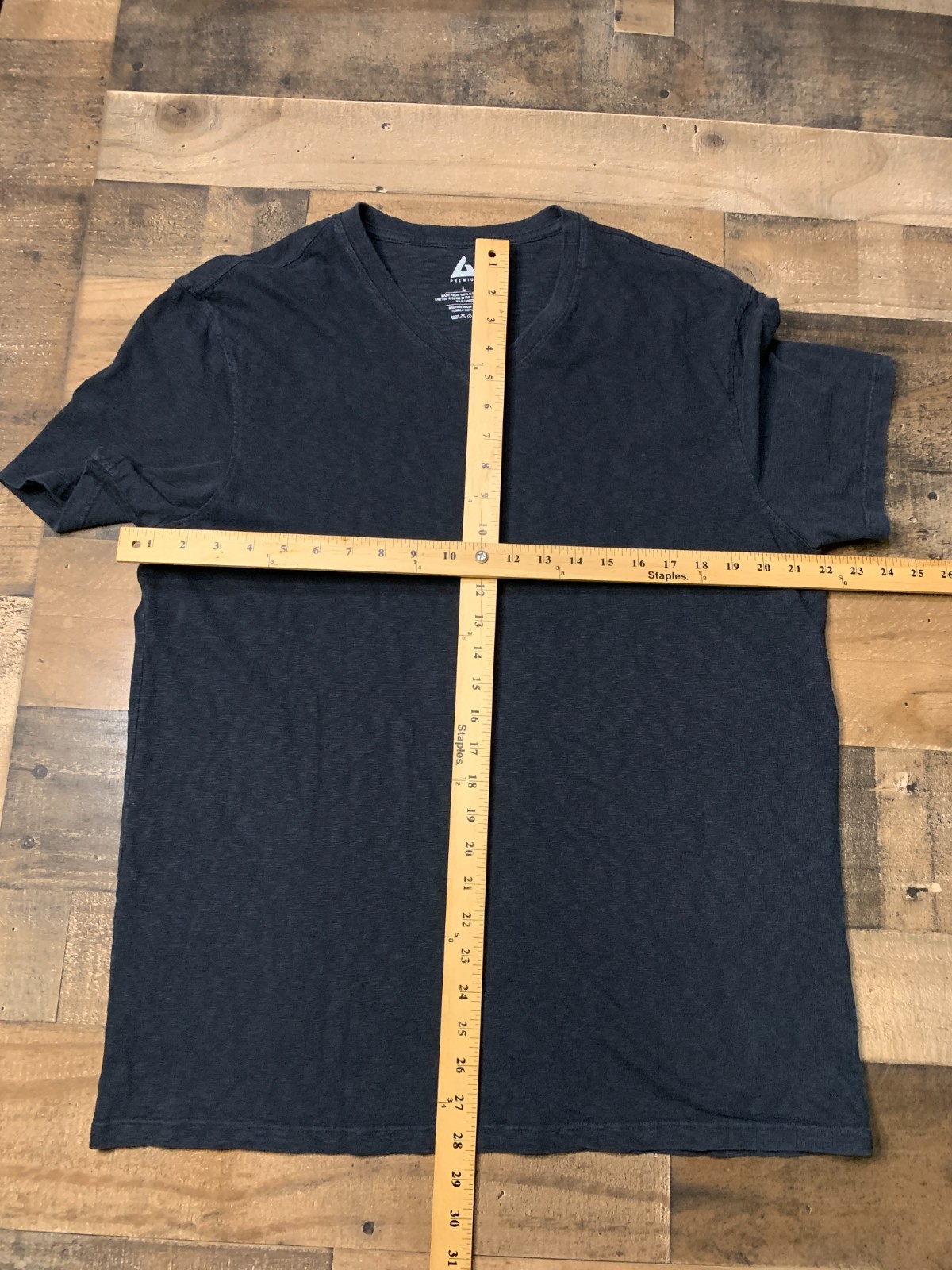 American Giant T Shirt Mens Large Black Made USA Cotton V Neck Work Pullover gallery