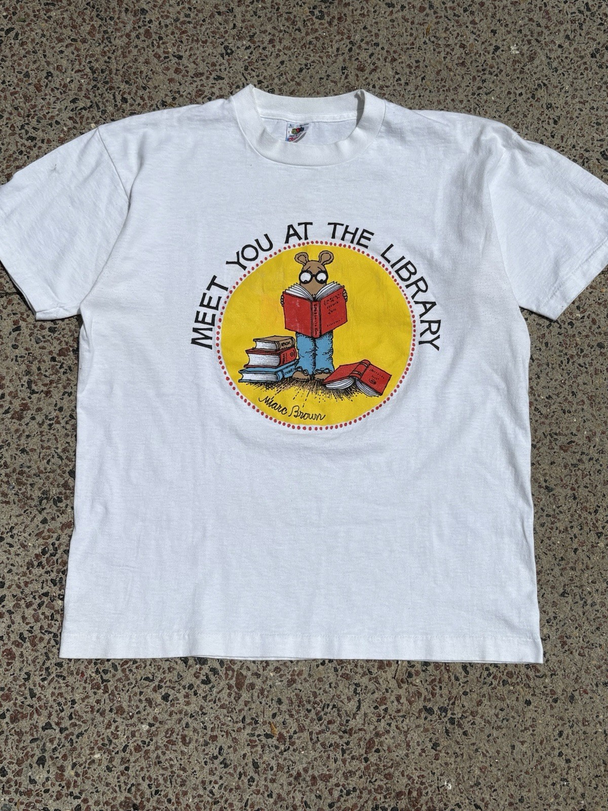 Vintage Marc Brown “Arthur” Meet You At The Library Cartoon Tee. Rare! gallery