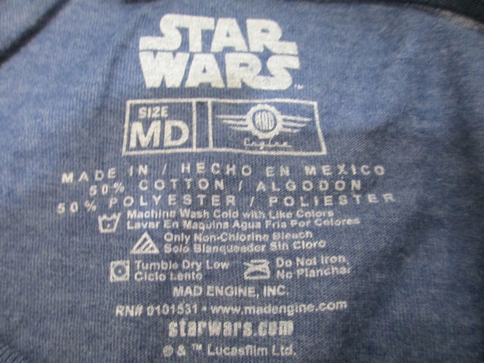 Star Wars T-Shirt Classic Logo Size Medium Lightweigh Blend Material Blue NEW gallery