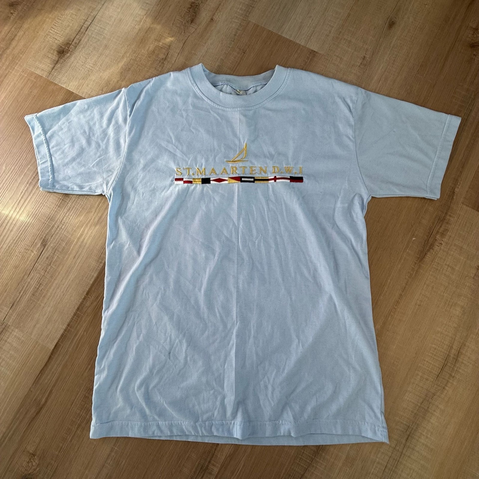 Vintage 90s St. Maarten D.W.I. Embroidered Nautical Flag Souvenir T-Shirt