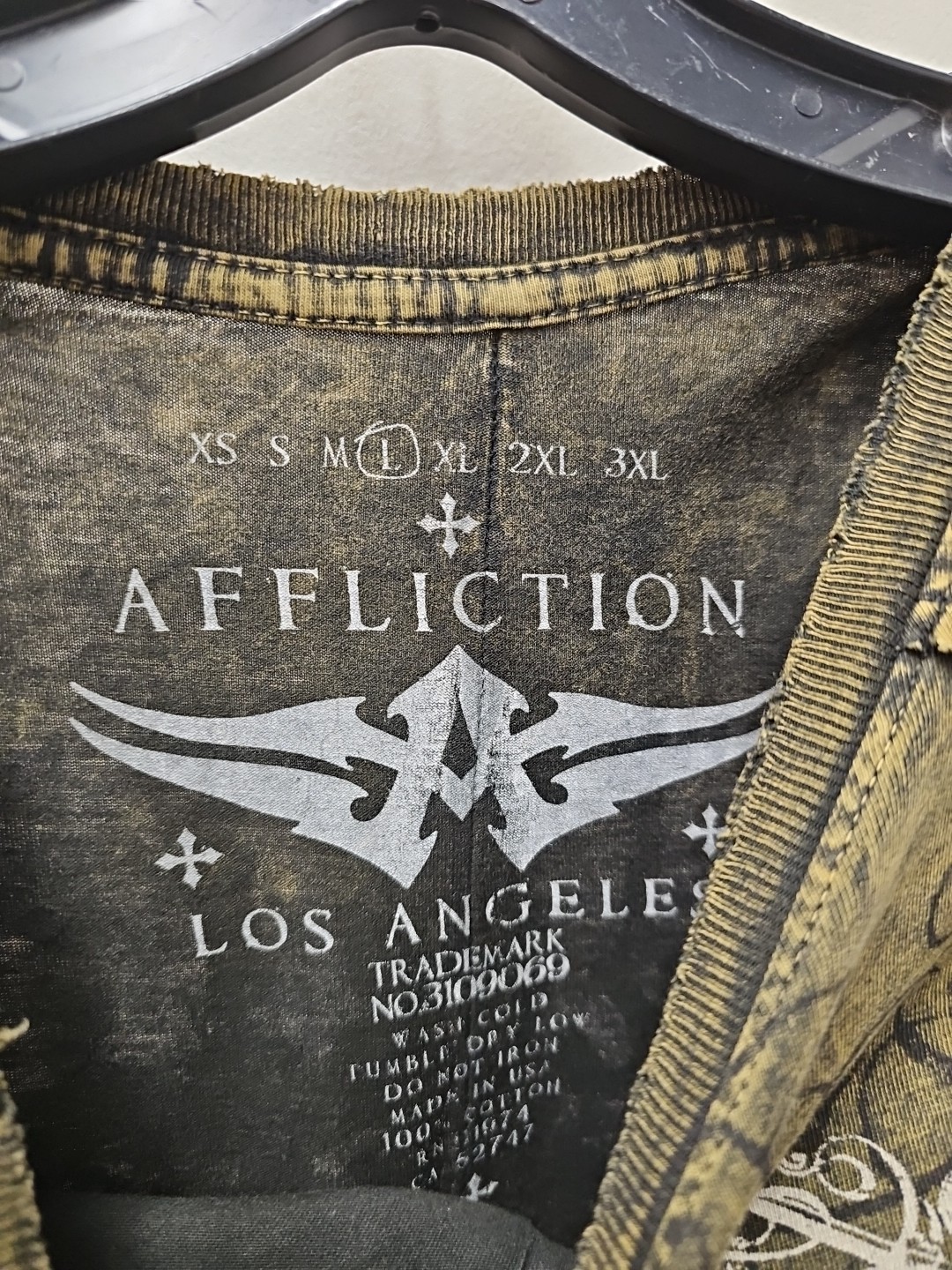 Affliction Dead Or Alive Shirt Men's Large Copper Crewneck Beaded Rockabilly gallery