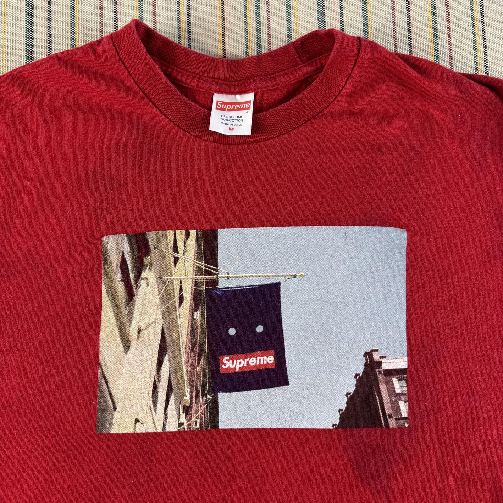 Supreme Shirt Mens Medium Red Store Flag Photo Tee Box Logo Graphic Streetwear