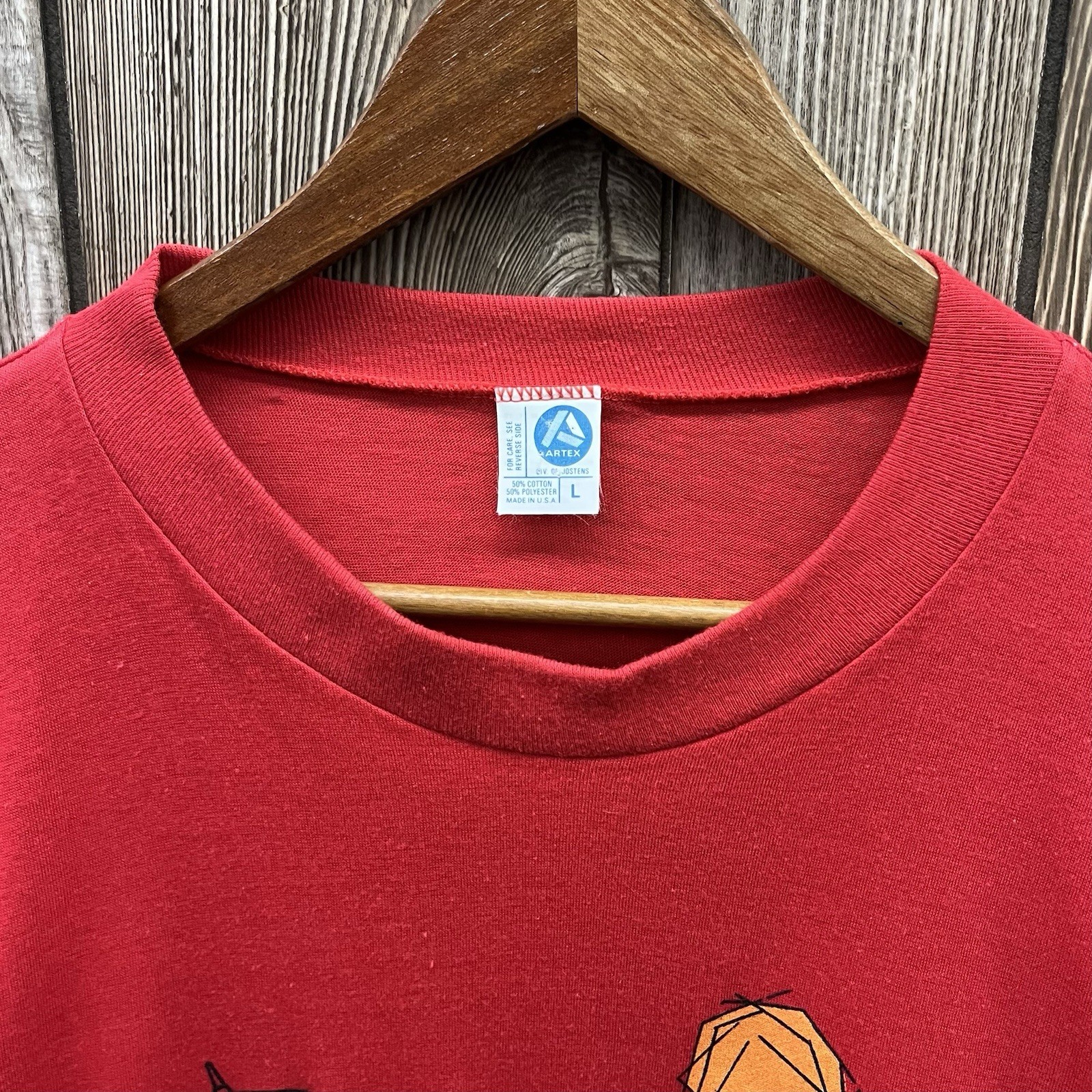 Vintage Warner Bros Looney Tunes Taz Beach Graphic Tee Shirt Red 80s Mens Large gallery