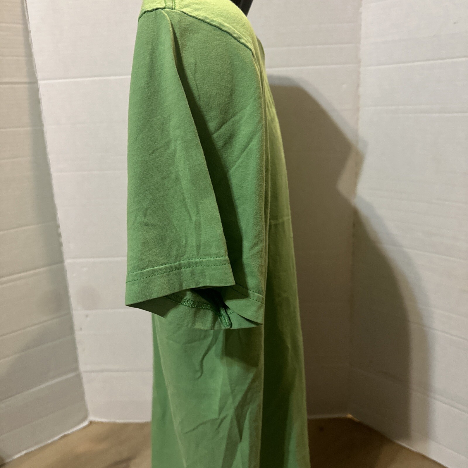 APPLE Employee T-Shirt~AMERICAN APPAREL USA~ Apple Green~TECH COMPANY~Adult XL gallery