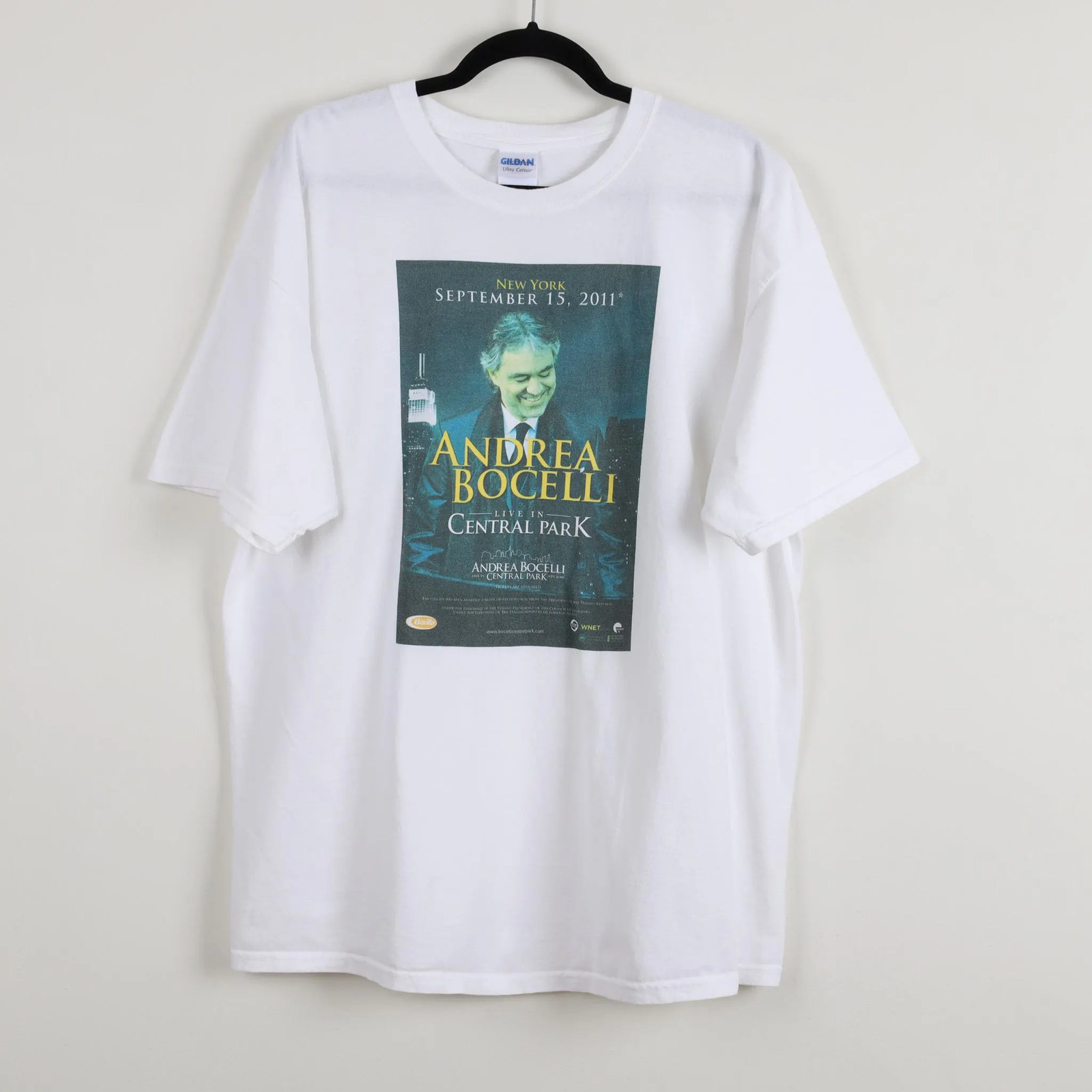 Vintage Y2K Andrea Bocelli Live in Central Park 2011 Concert Poster T-shirt XL gallery