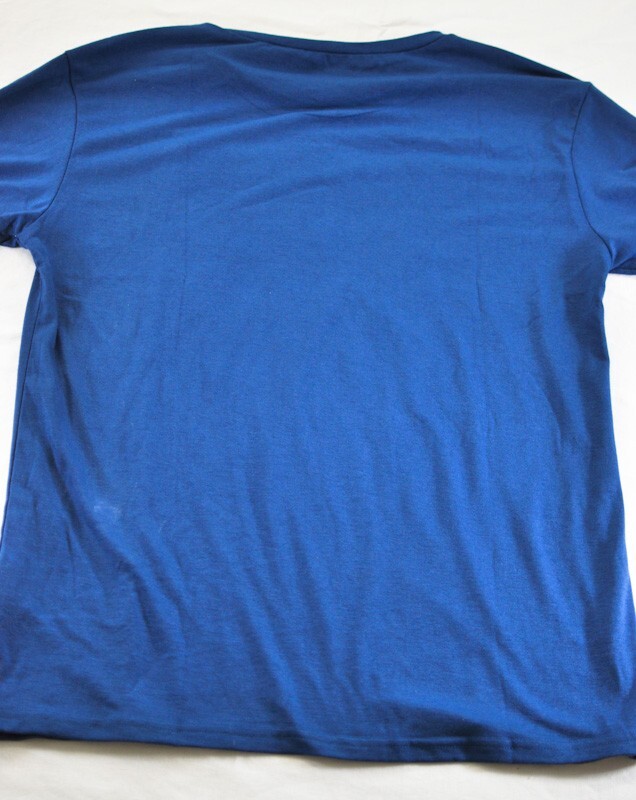 men's pull-on shirt size medium blue with print short sleeve rayon spandex gallery