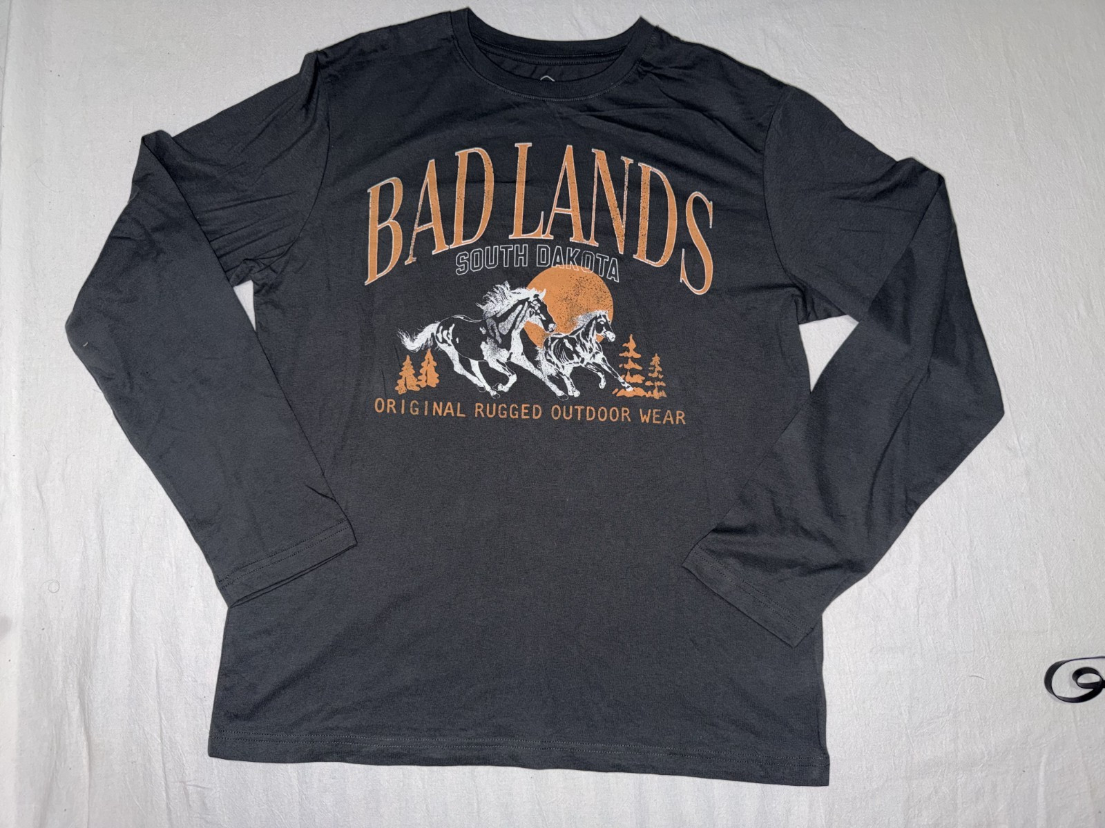 Original Use mens black crew neck long sleeve outdoor graphic t-shirt
