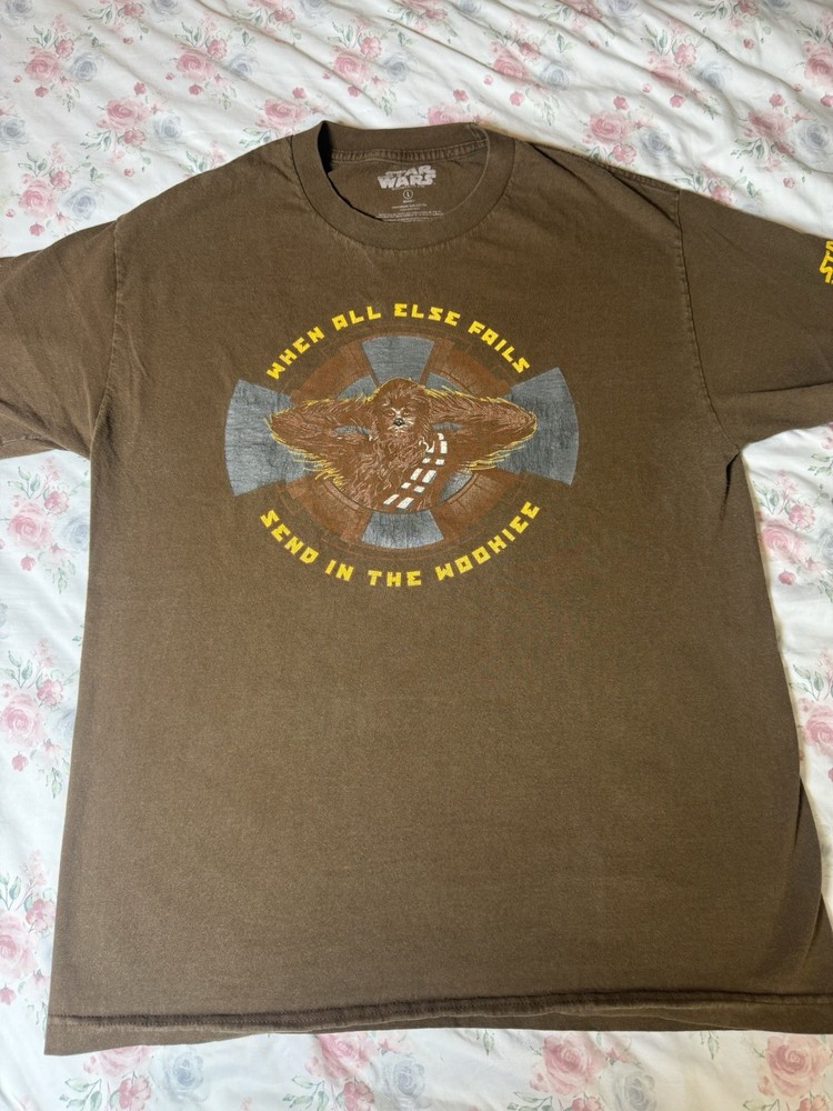 Star Wars Chewbacca T-Shirt Brown “Send in the Wookiee” Graphic Tee Size L 22×29