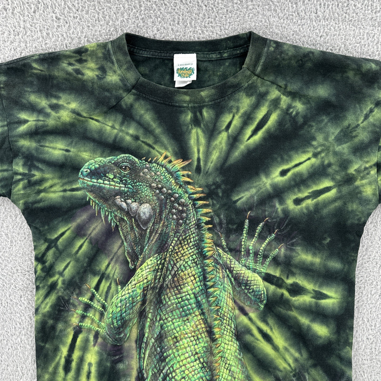 Vtg Rainforest Cafe Adult L Green Tie Dye Iguana Double Sided Graphic Print Tee gallery