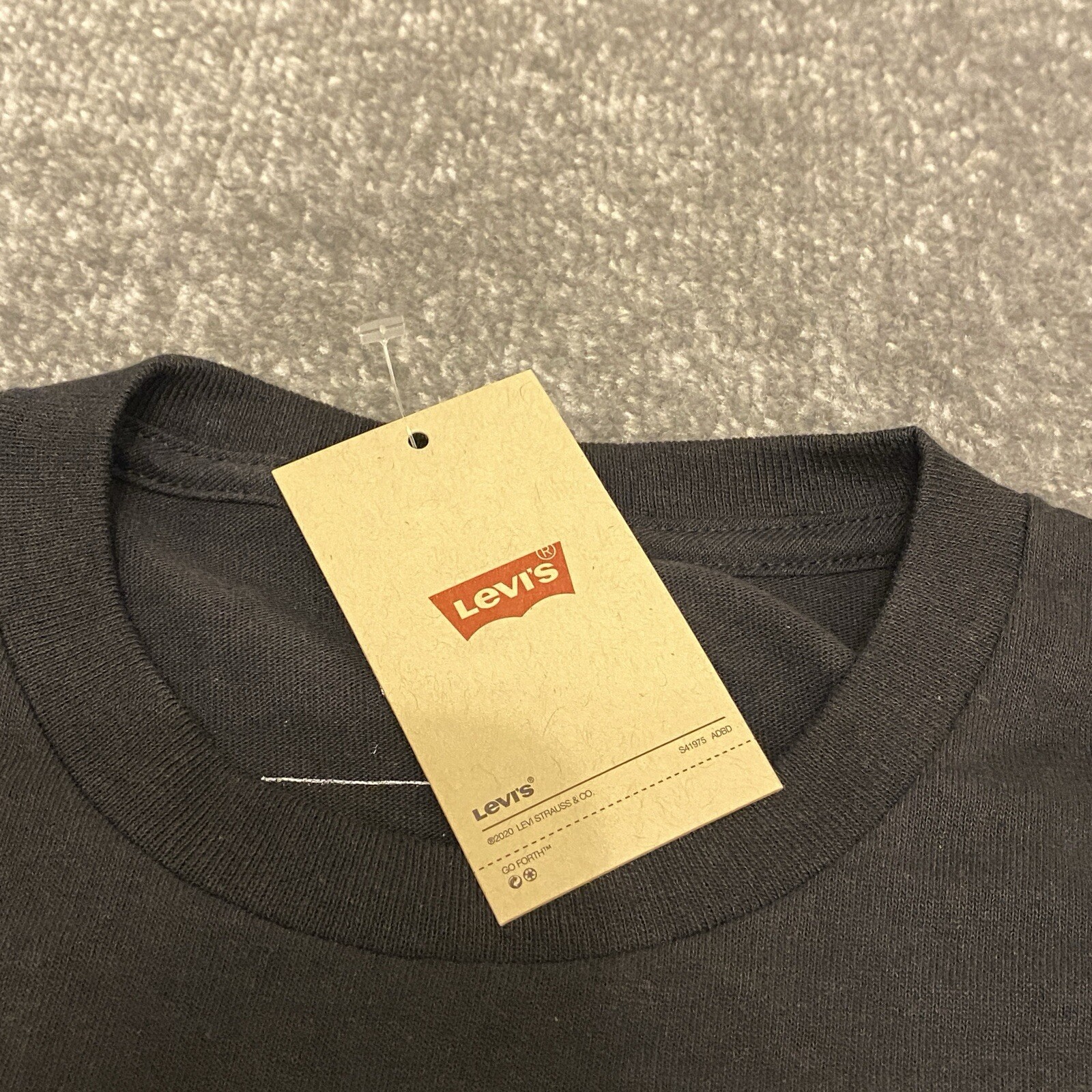 Levis Mens T Shirt Medium Black Short Sleeve Block Letter Cotton Adult M Casual gallery