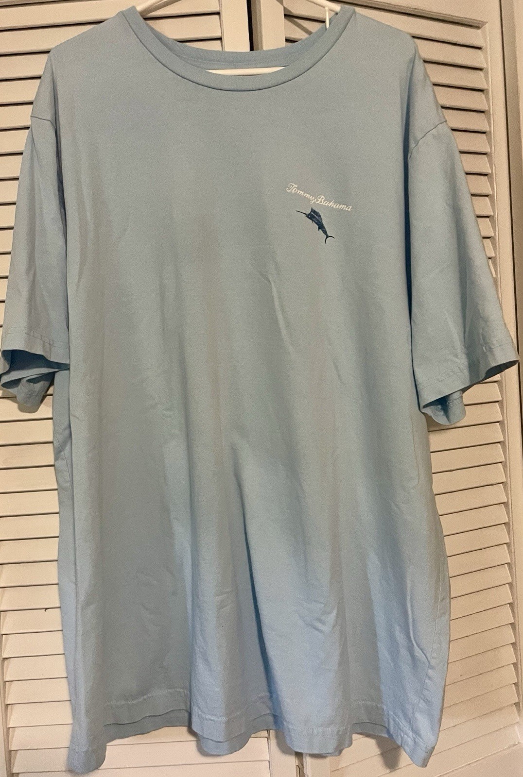 Tommy Bahama Men's 2XL T-Shirt Light Blue "Call Me Old Fashioned" Marlin Graphic gallery