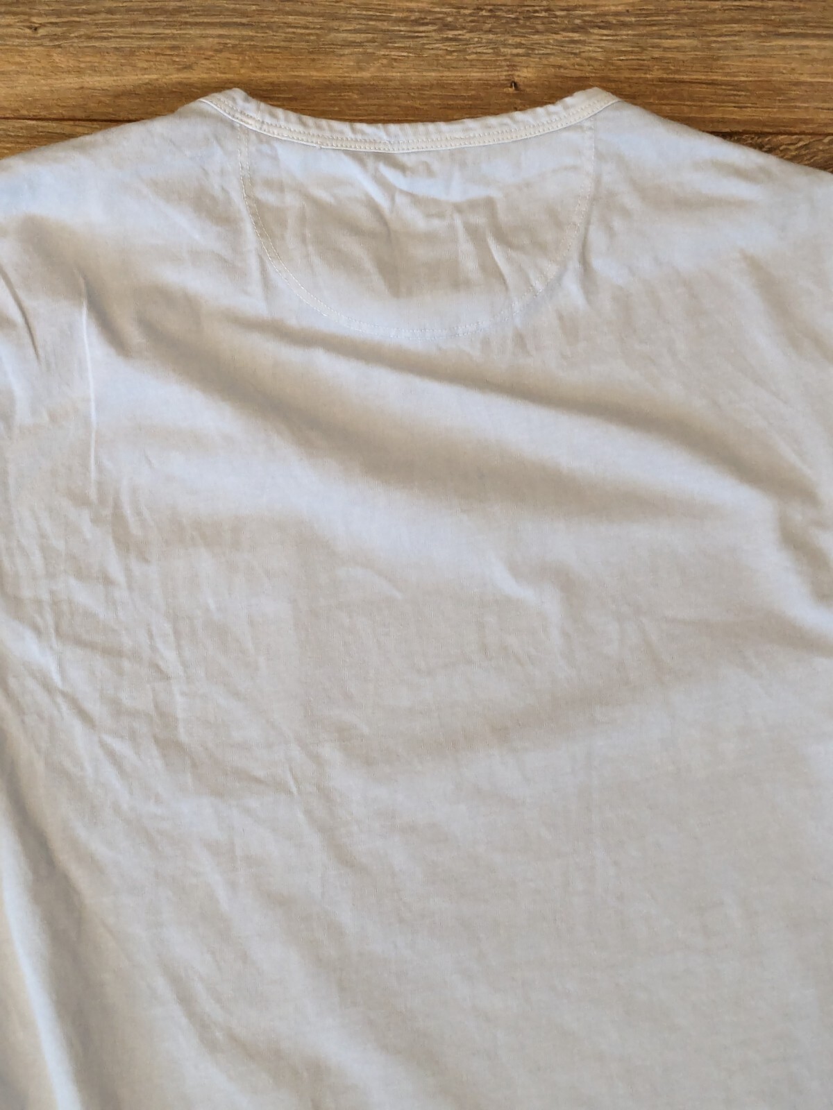 Vince T-Shirt Mens Garment Dyed Light Blue Pocket SS Crewneck - M gallery