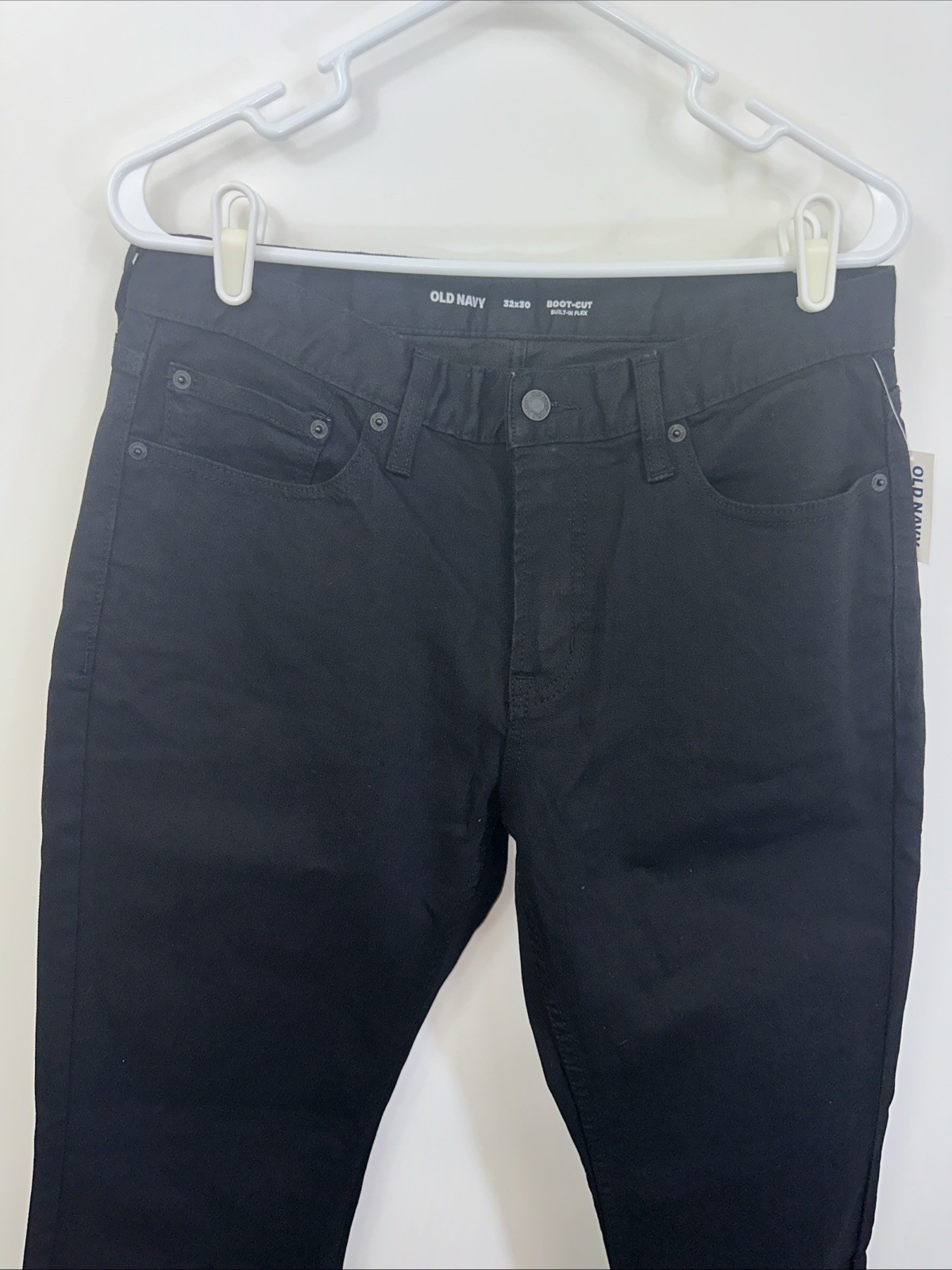 NWT Old Navy Men’s 32 x 30 Black Boot Cut Built in Flex Jeans gallery