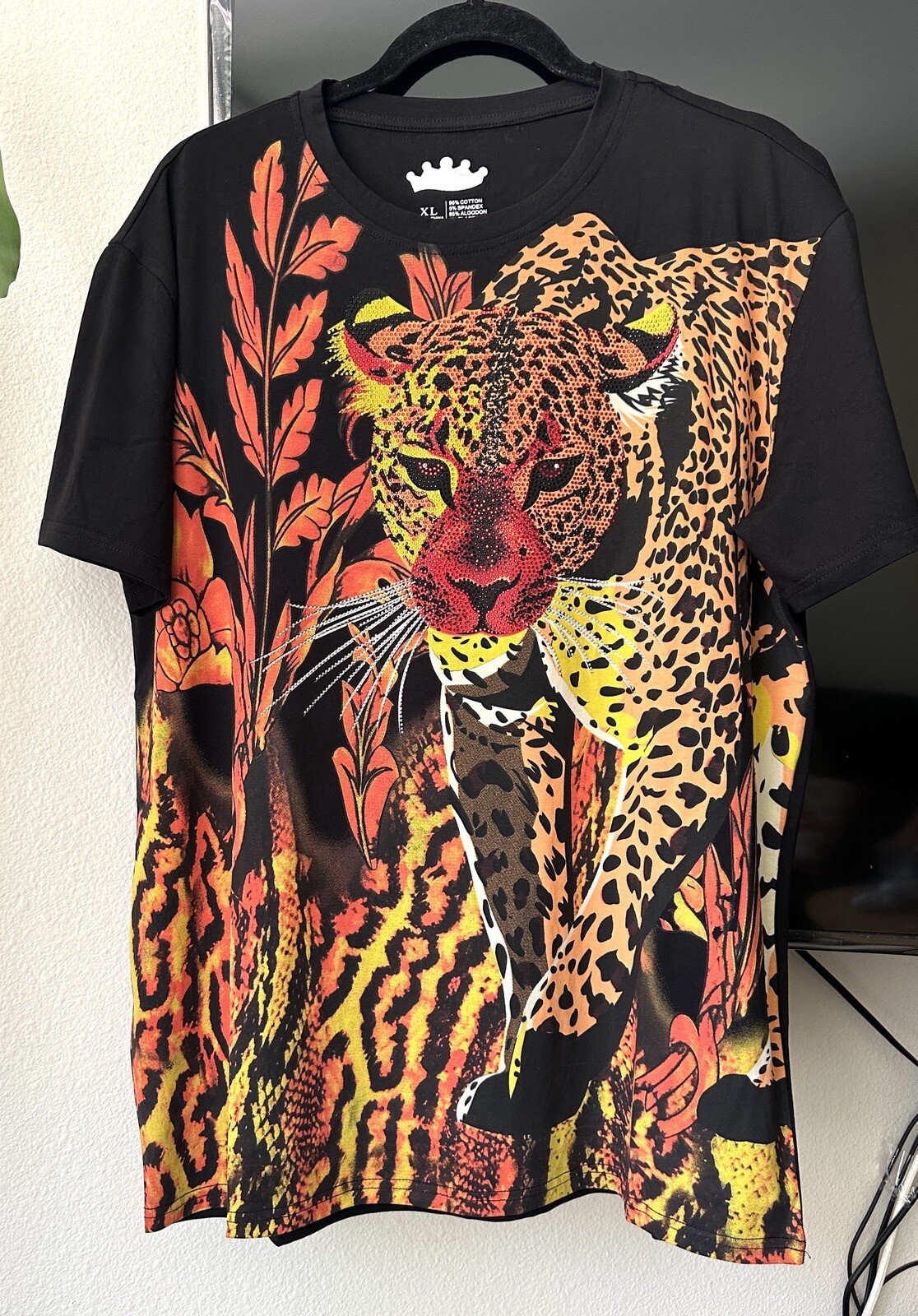 Heads or Tails Men’s Rainstones Beaded / Black / Tiger T-shirt Size XL gallery
