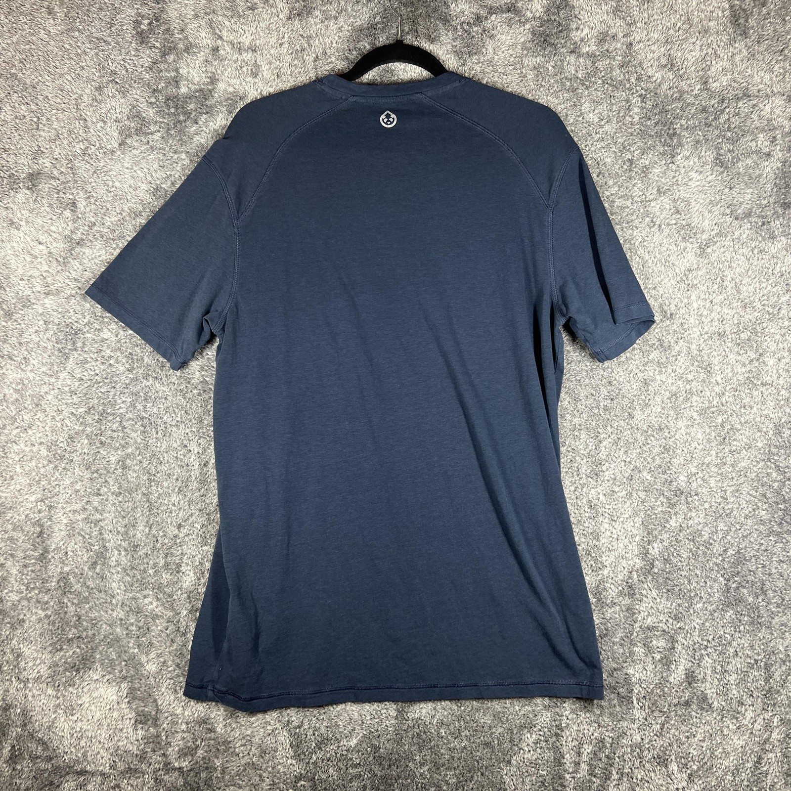 Tasc Shirt Mens M Blue Bamboo Cotton Blend Tagless Crew Performance Basic gallery