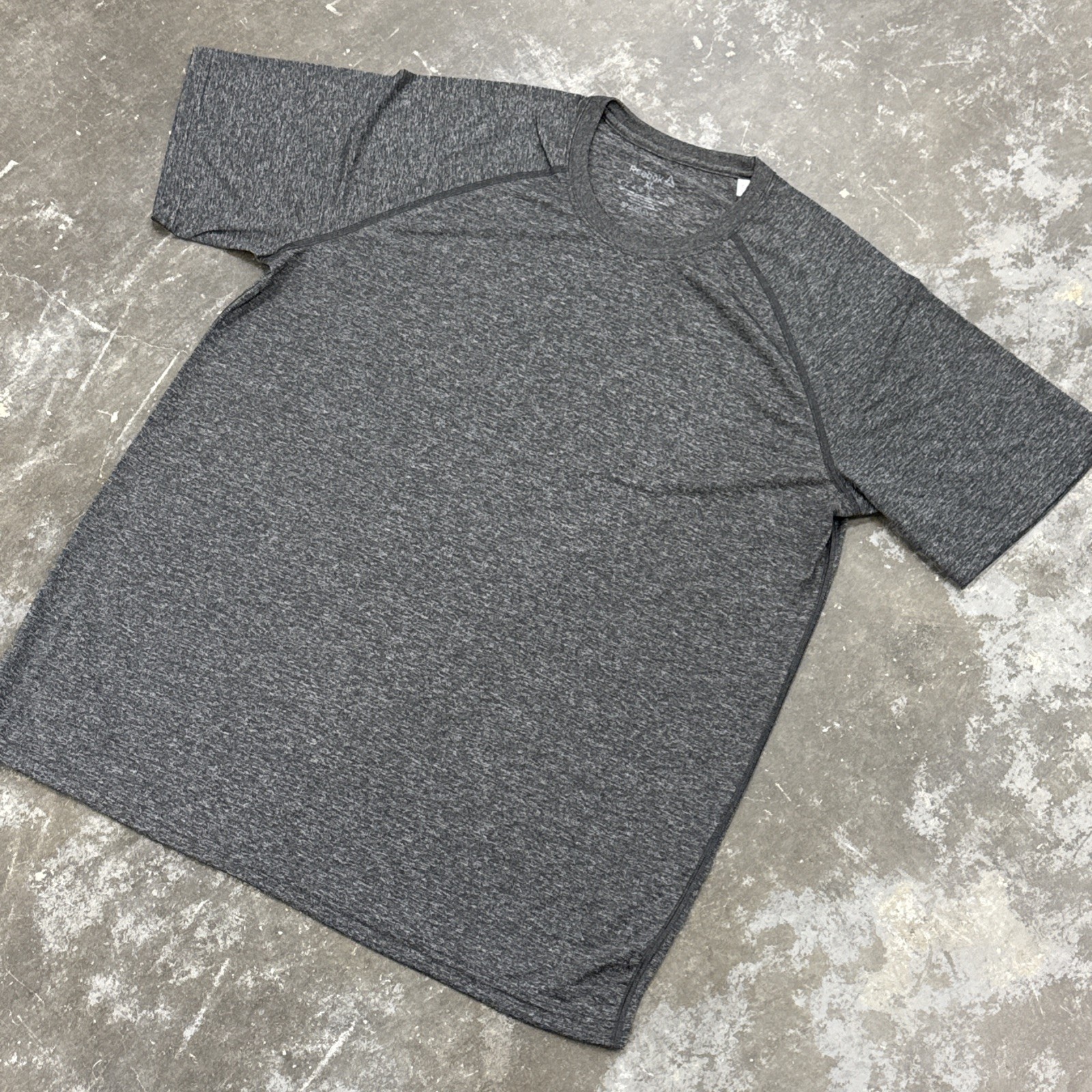 Men’s Size: XL Reebok T-Shirt Athletic Top 6-Pack Multi Pack Dark Gray Color gallery