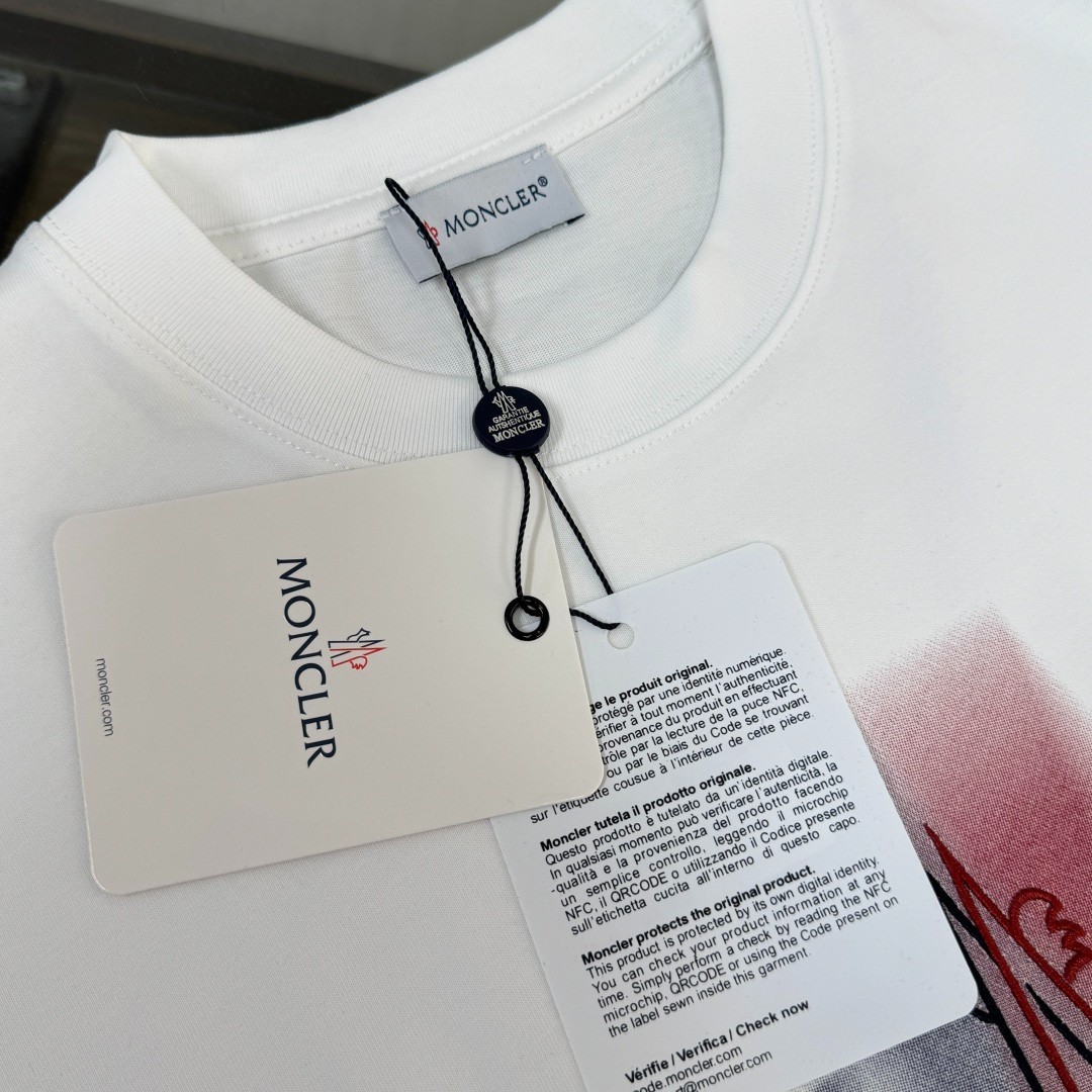 Moncler Unisex White Summer Cotton T-Shirt Size M gallery
