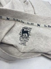 The Black Dog Classic Collection Men’s V-Neck T-Shirt Short Sleeve Oatmeal L