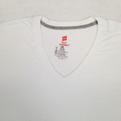 Hanes Men’s White Basic V-Neck T-Shirt Slim Fit Comfort Blend Size Medium Casual