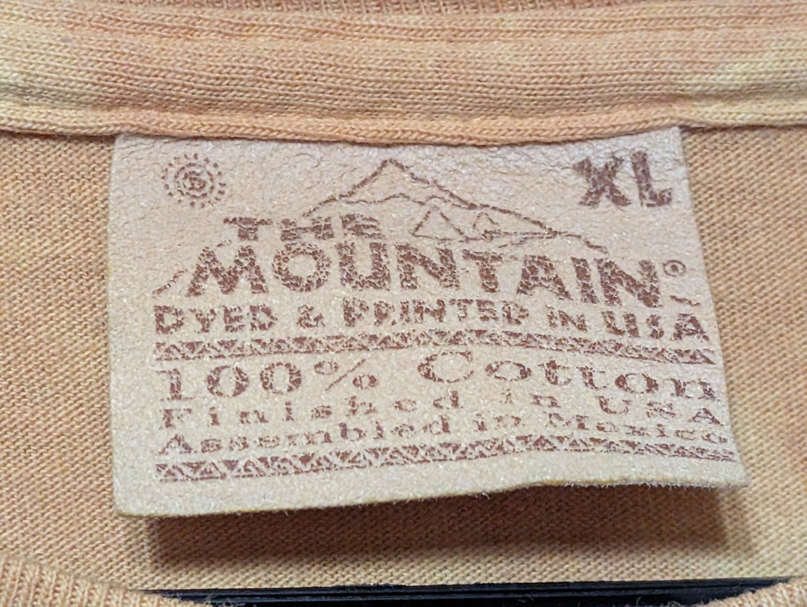 The Mountain Mens T-shirt Vintage 2002 Yellow "Green Dragon" Flawed XL #6741 gallery