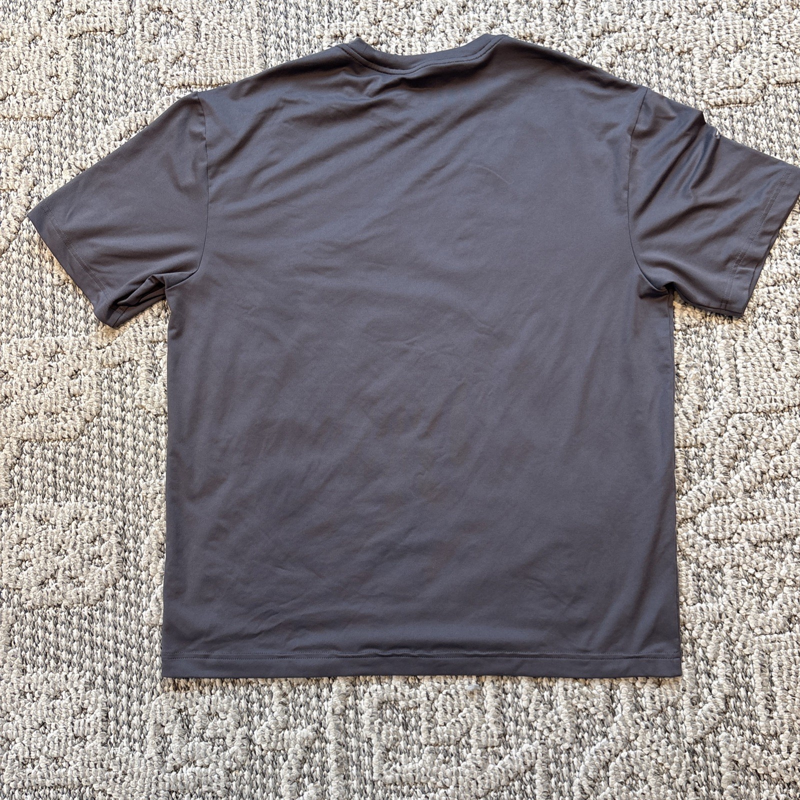 Rhone Element Shirt Mens Medium Charcoal Gray Cotton Blend Short Sleeve Tee gallery
