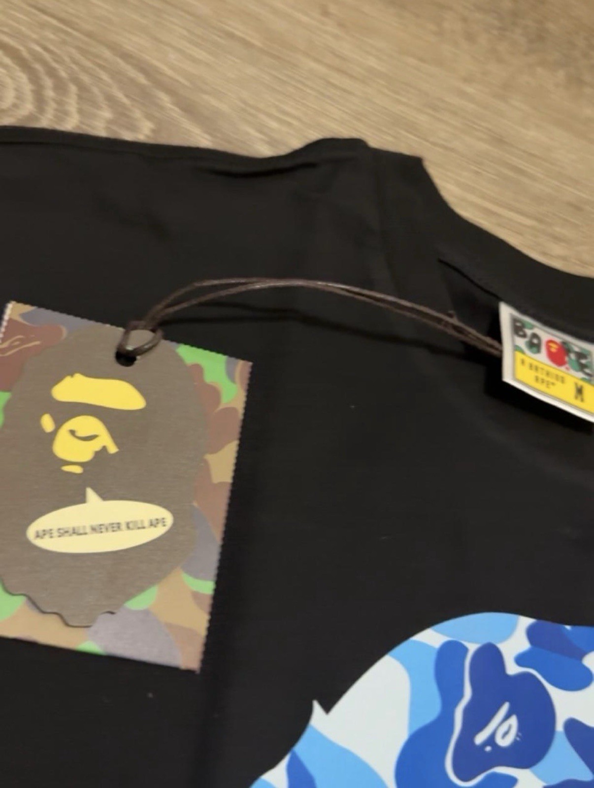 A Bathing Ape BAPE Men's Black Graphic Logo Crew Neck T-Shirt Size M gallery
