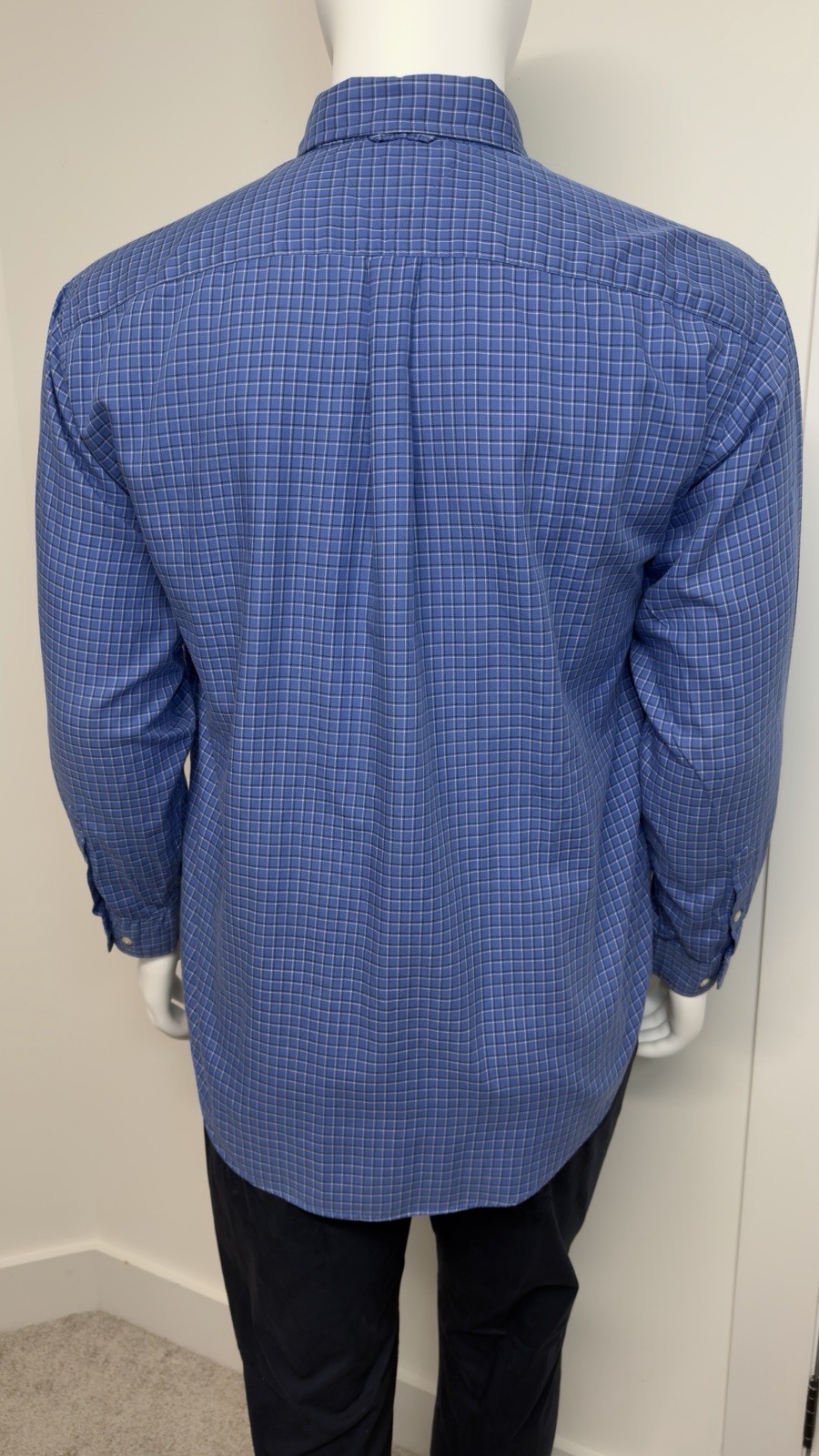 Tommy Hilfiger Men’s Large Blue Plaid Button Down Shirt 100% Cotton Long Sleeve gallery