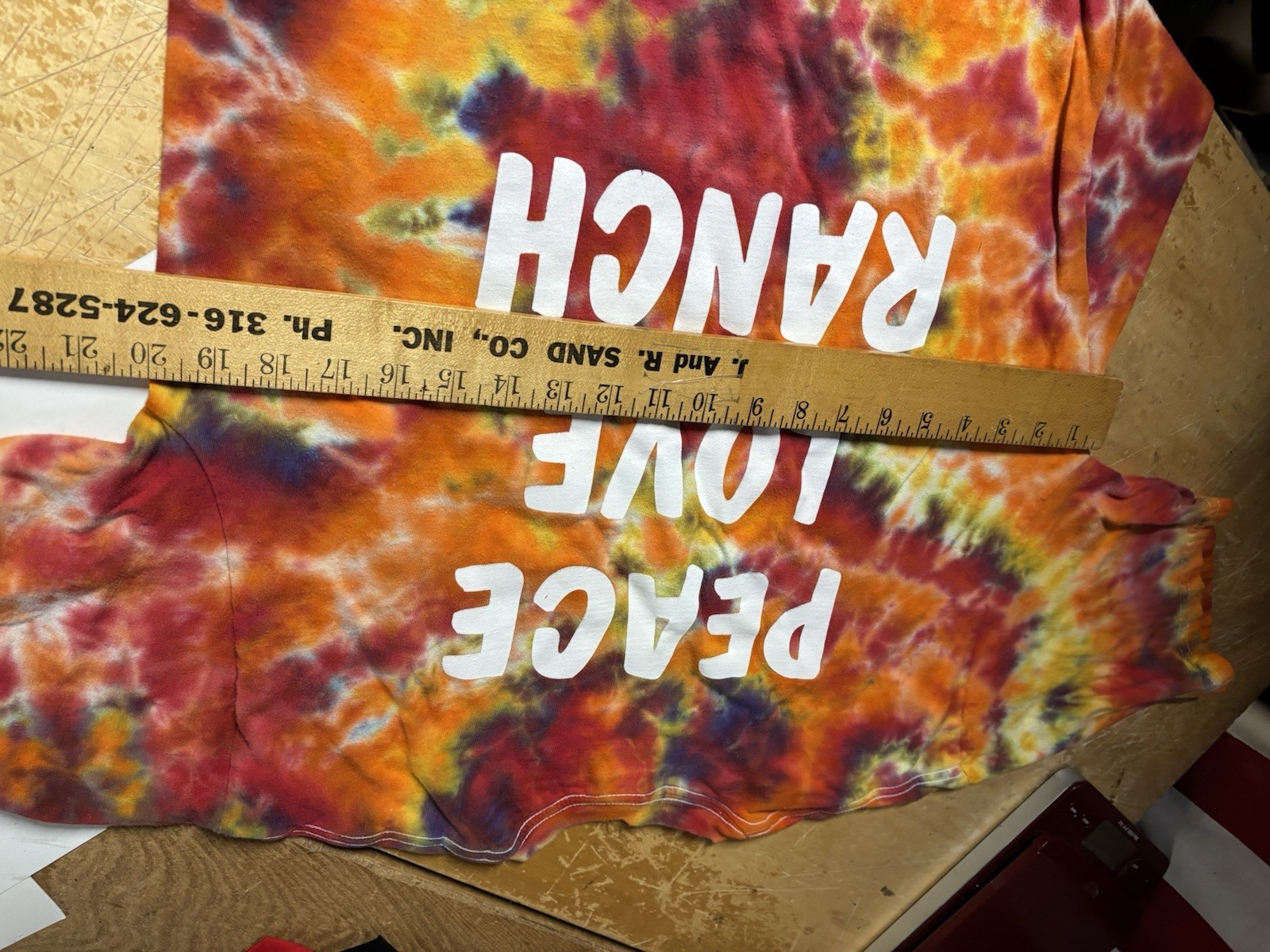 Hideaway Pizza Tiedye 2-sided T SHIRT L Large Gildan Hammer Colorful Orange Lava gallery