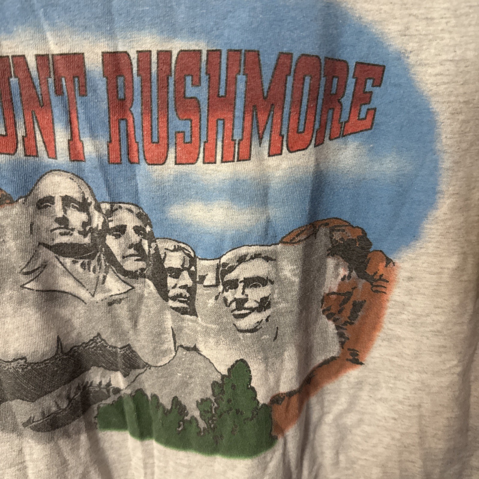 Vintage Mount Rushmore Humor Novelty T-shirt Heather Gray P2P 21 No Tag gallery