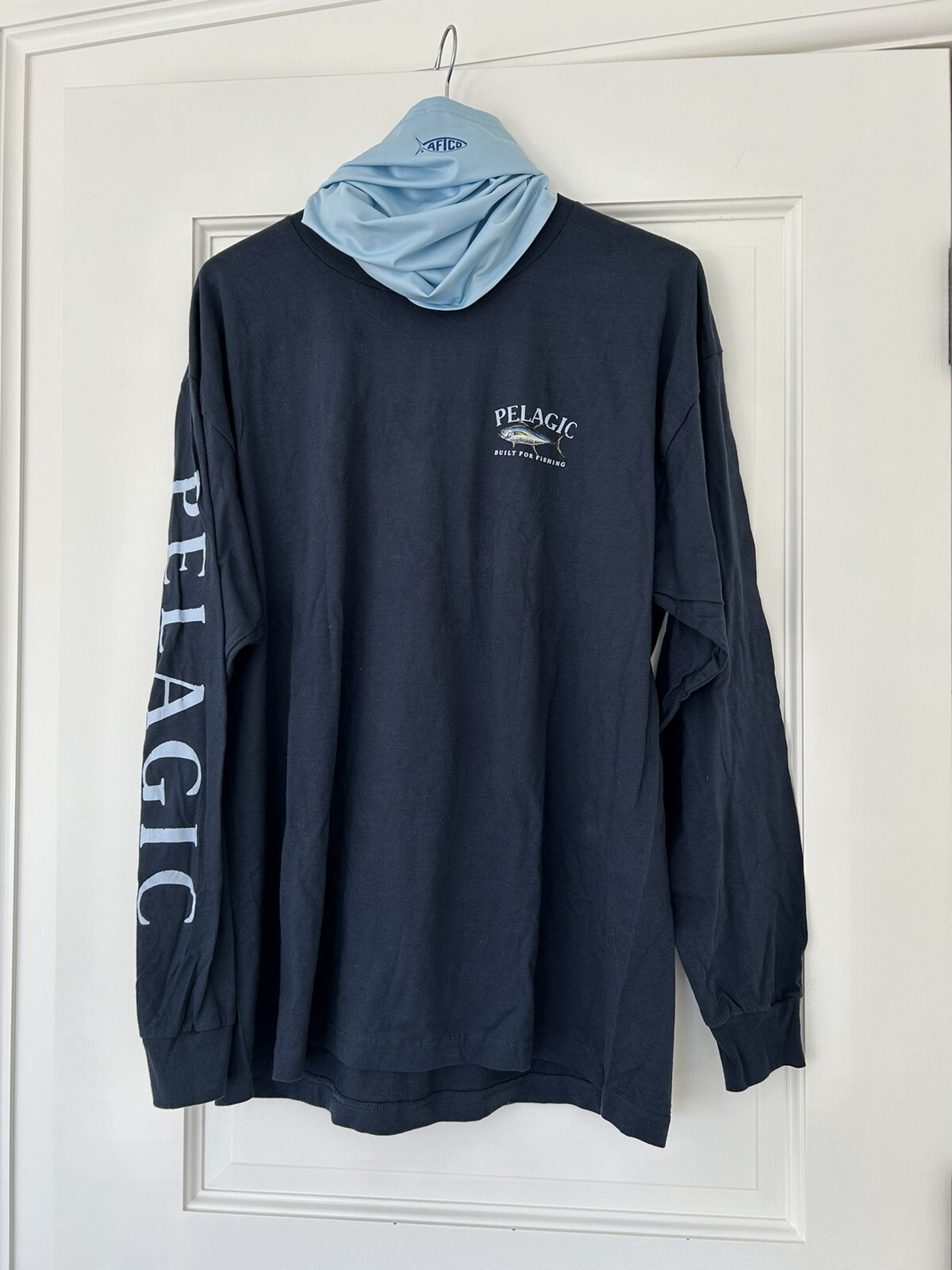 Pelagic men’s fish graphic print longsleeve tshirt blue size XL AFTCO neckgaitor