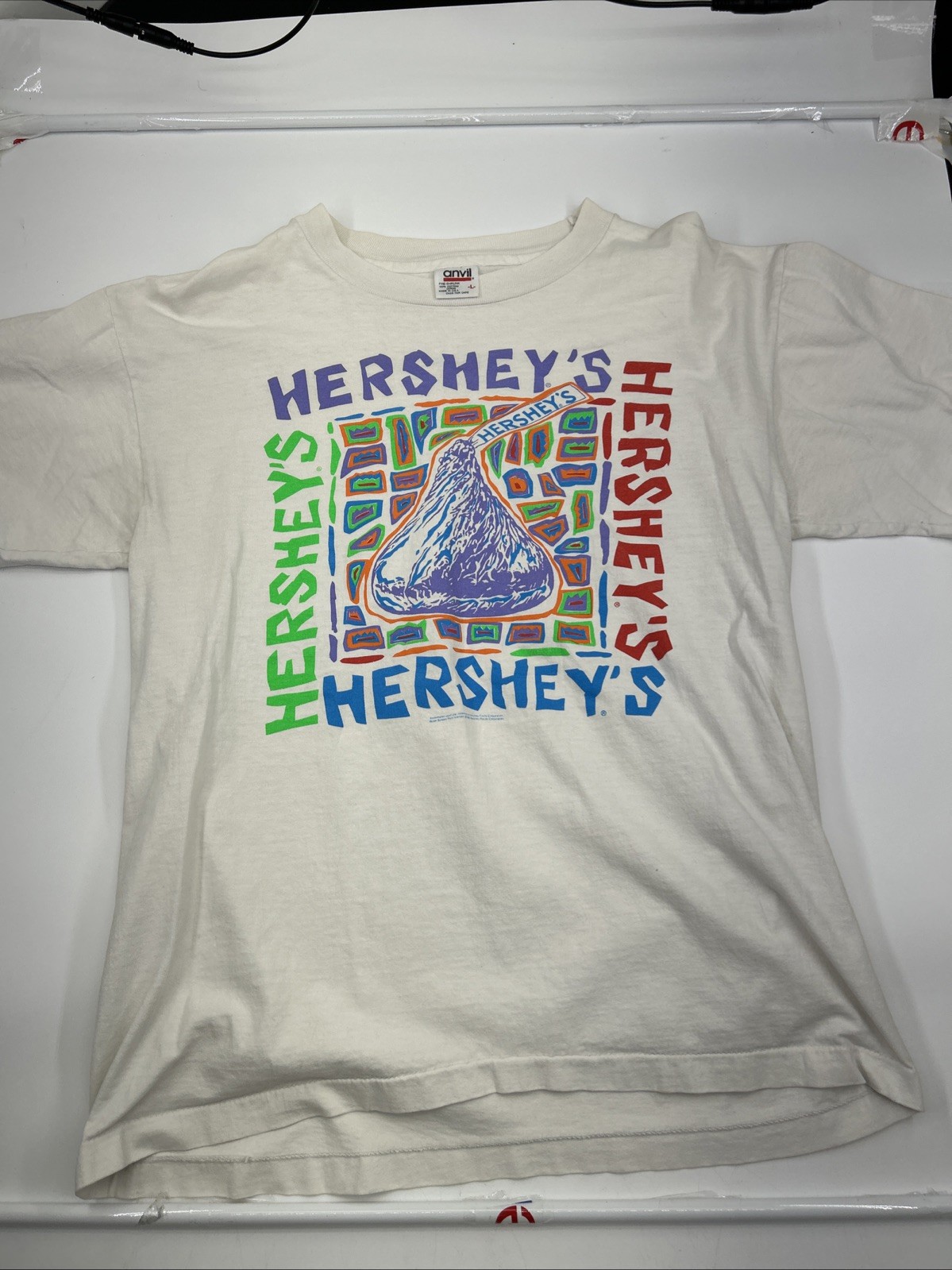 Vintage 1990's Hershey's KISS Graphic Tee Size Large Great Colors Pop Art gallery