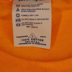 DELTA Vtg y2k SIX FLAGS More Flags More Fun Guy Yellow T-SHIRT Men’s L