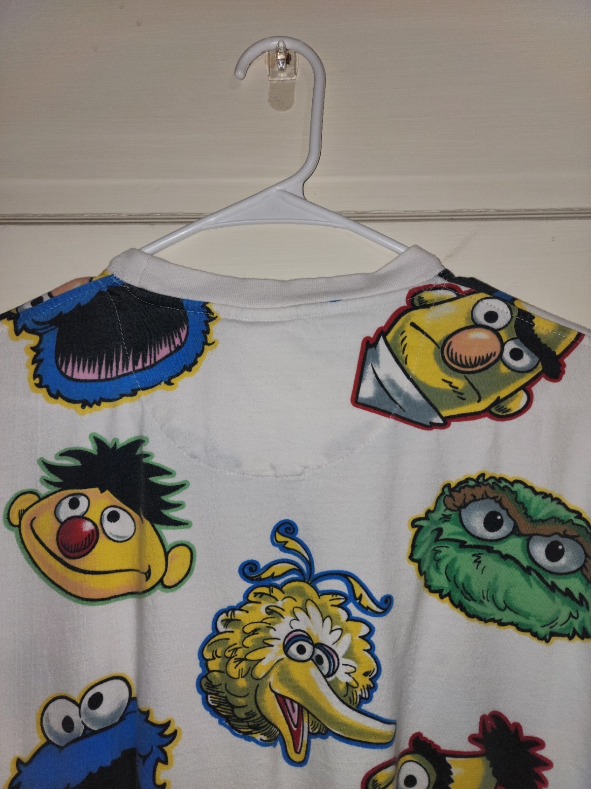 Sesame Street T Shirt Bert Ernie Big Bird Oscar Grouch Cookie Monster Vintage XL gallery