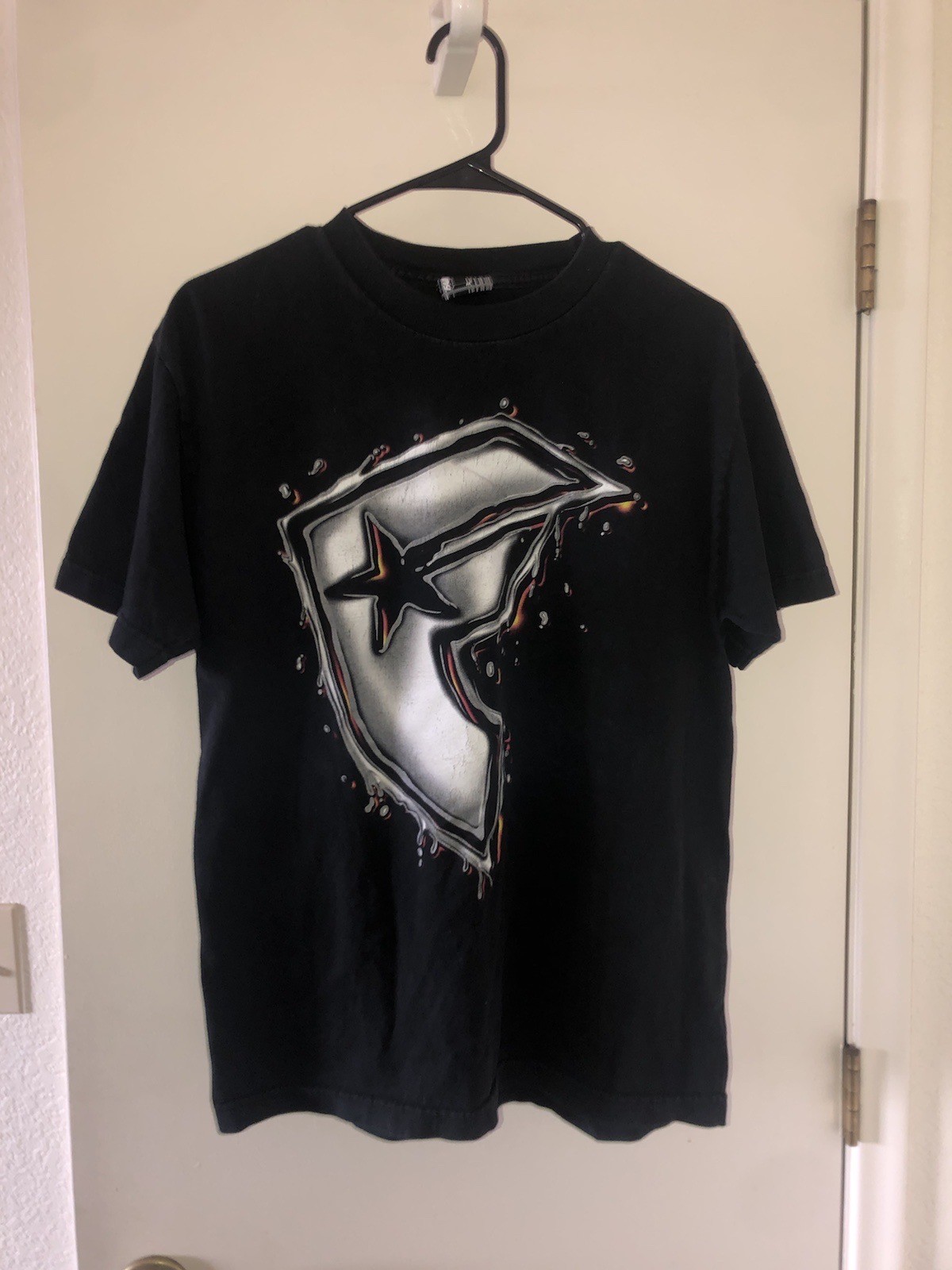 Vintage Famous Stars And Straps Mens Shirt Black Sz M Travis Barker Logo Y2K