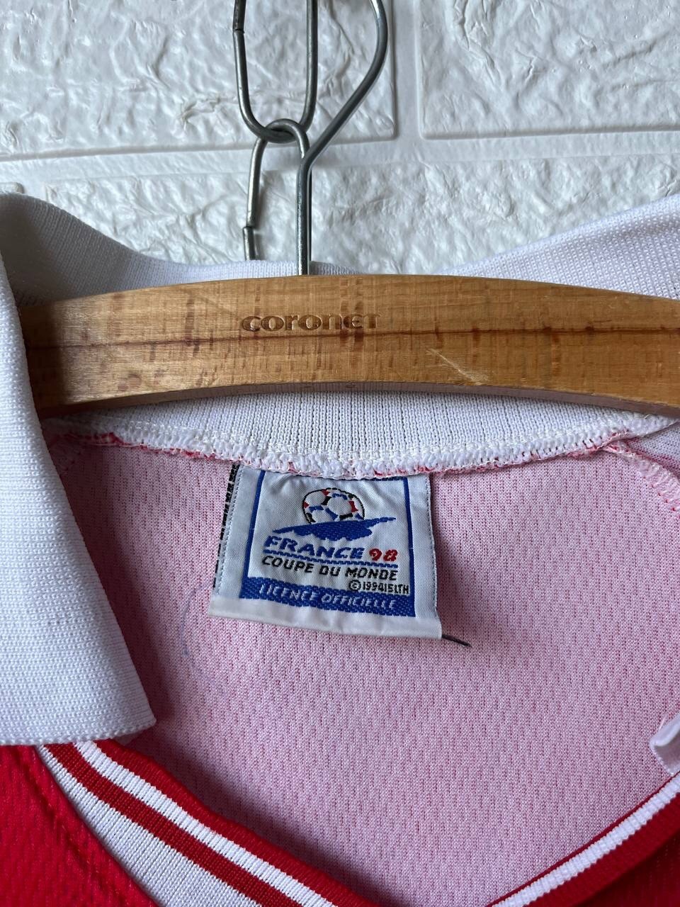 Vintage Denmark 1998 World Cup #11 Laudrup France 98 DBU Fan Soccer Jersey gallery