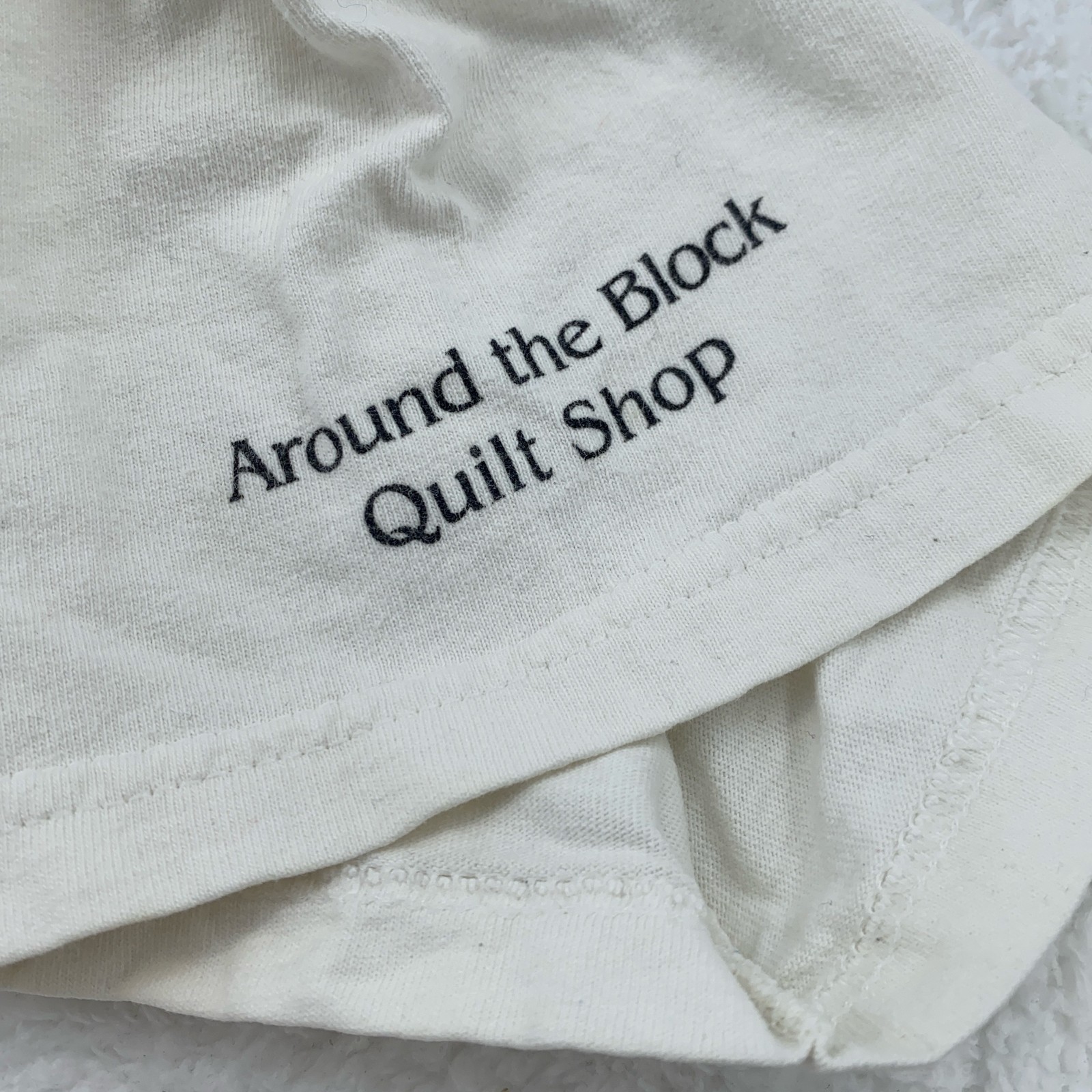 Vtg Quilt Shop She Who Dies With Most Fabric Wins! Shirt Large Craft Sewing Joke gallery