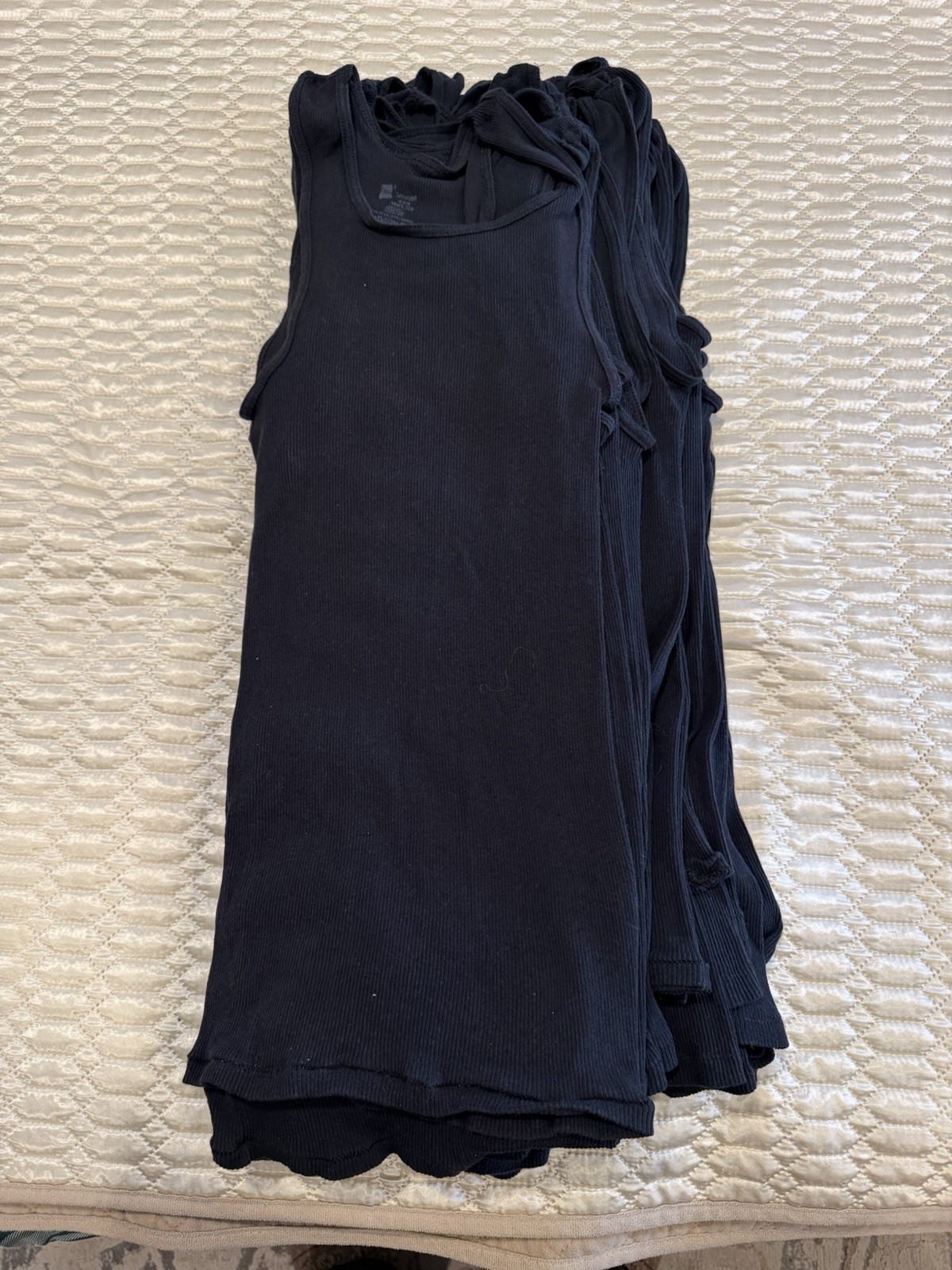 Hanes Classic Ribbed Black Tank Size Medium gallery
