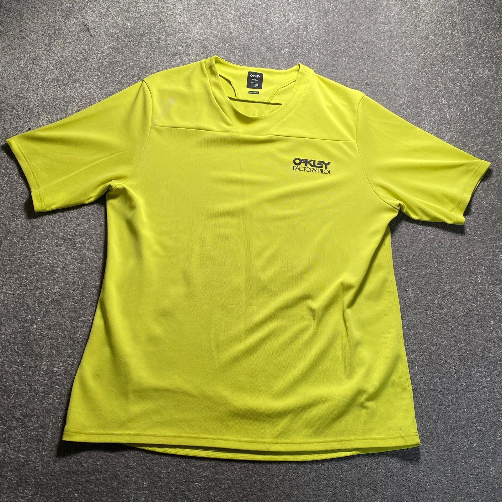 Oakley T-Shirt Men's XL Yellow Hydrolix Performance Fit Made in Romania gallery