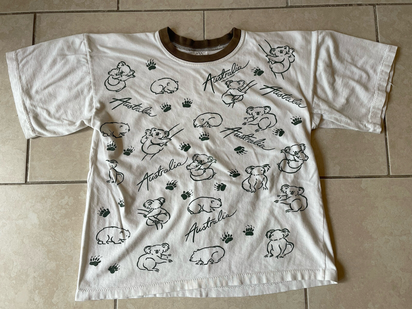 Australia Tshirt Women's Size Large Samsousan Graphic Print Koala White Green gallery