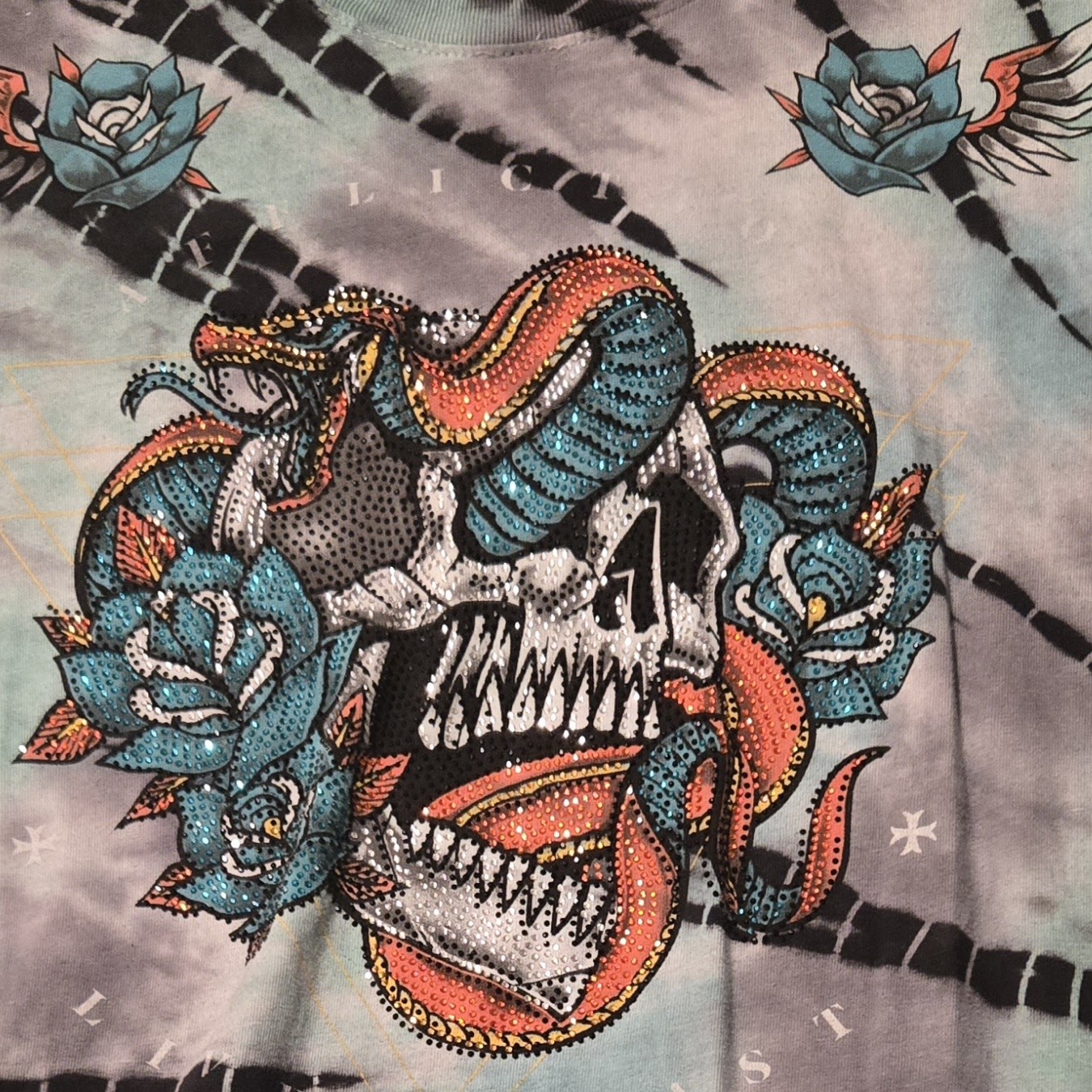 Men's Rhinestone Skull Graphic Print Tie-Dye Style T-Shirt Gray/Black/Blue gallery