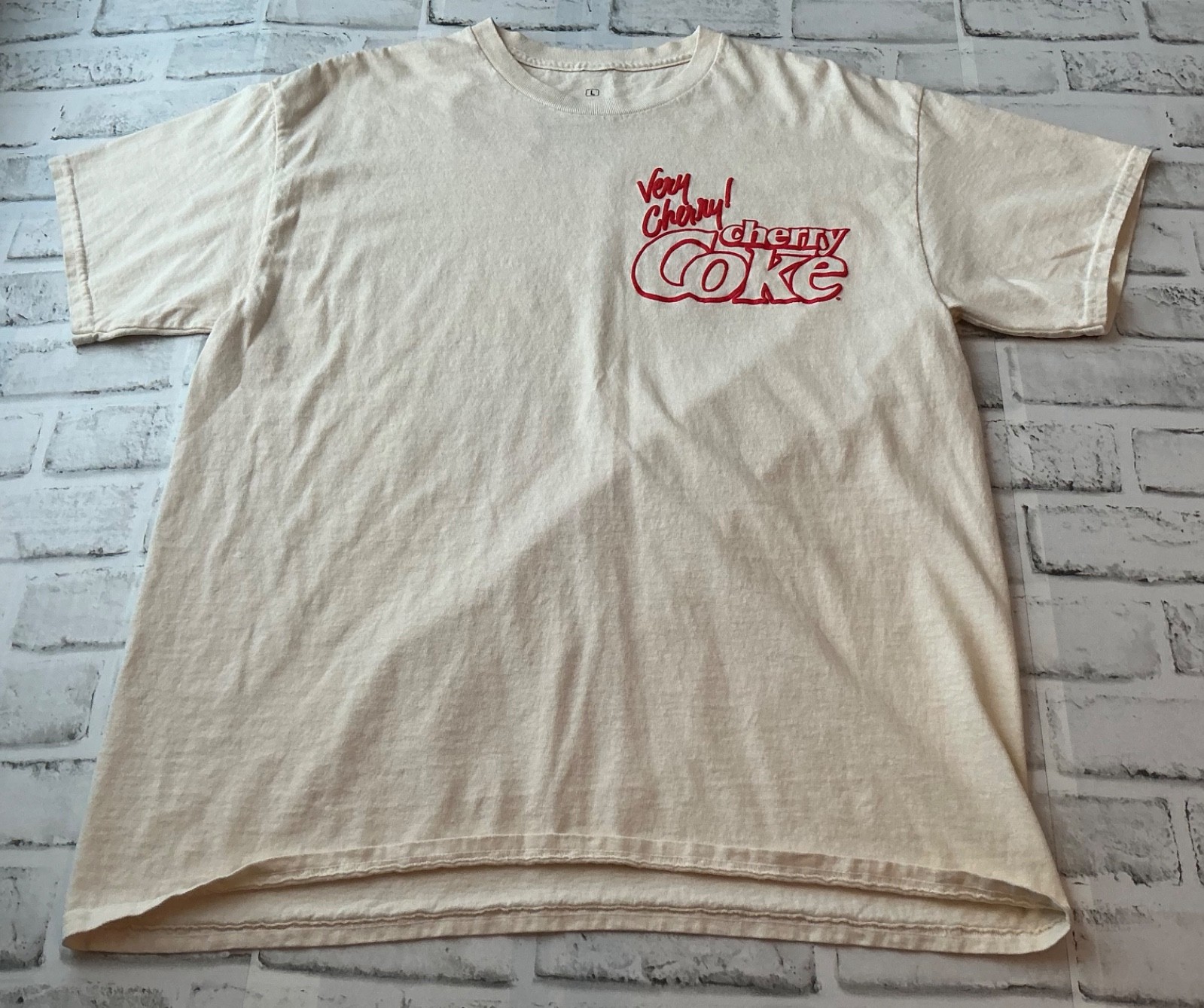 Very Cherry Coke Graphic Shirt Mens Large White gallery