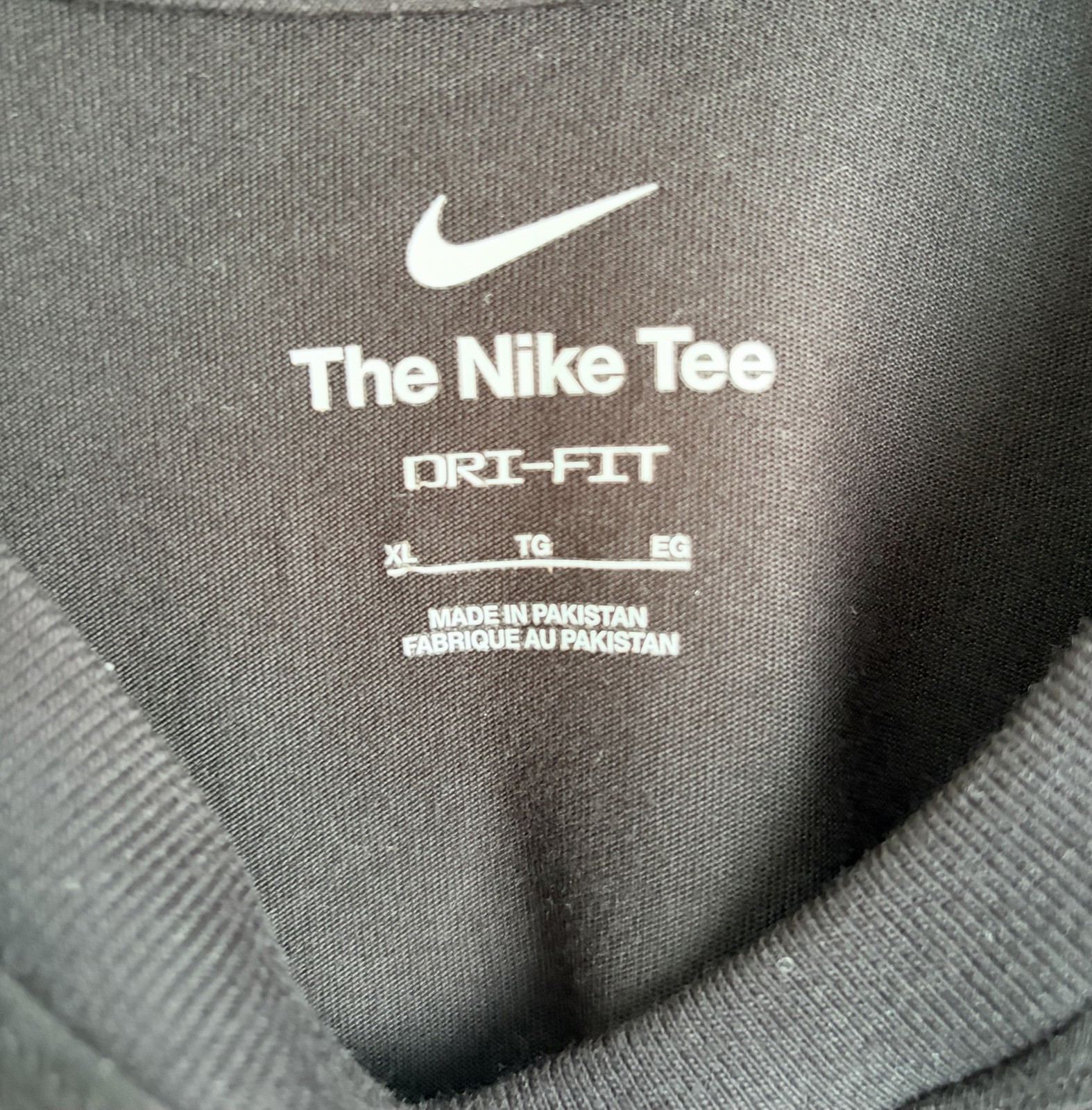 Nike Kobe Black Mamba Mentality “Stockings” T-Shirt Brand New XL - NWT gallery