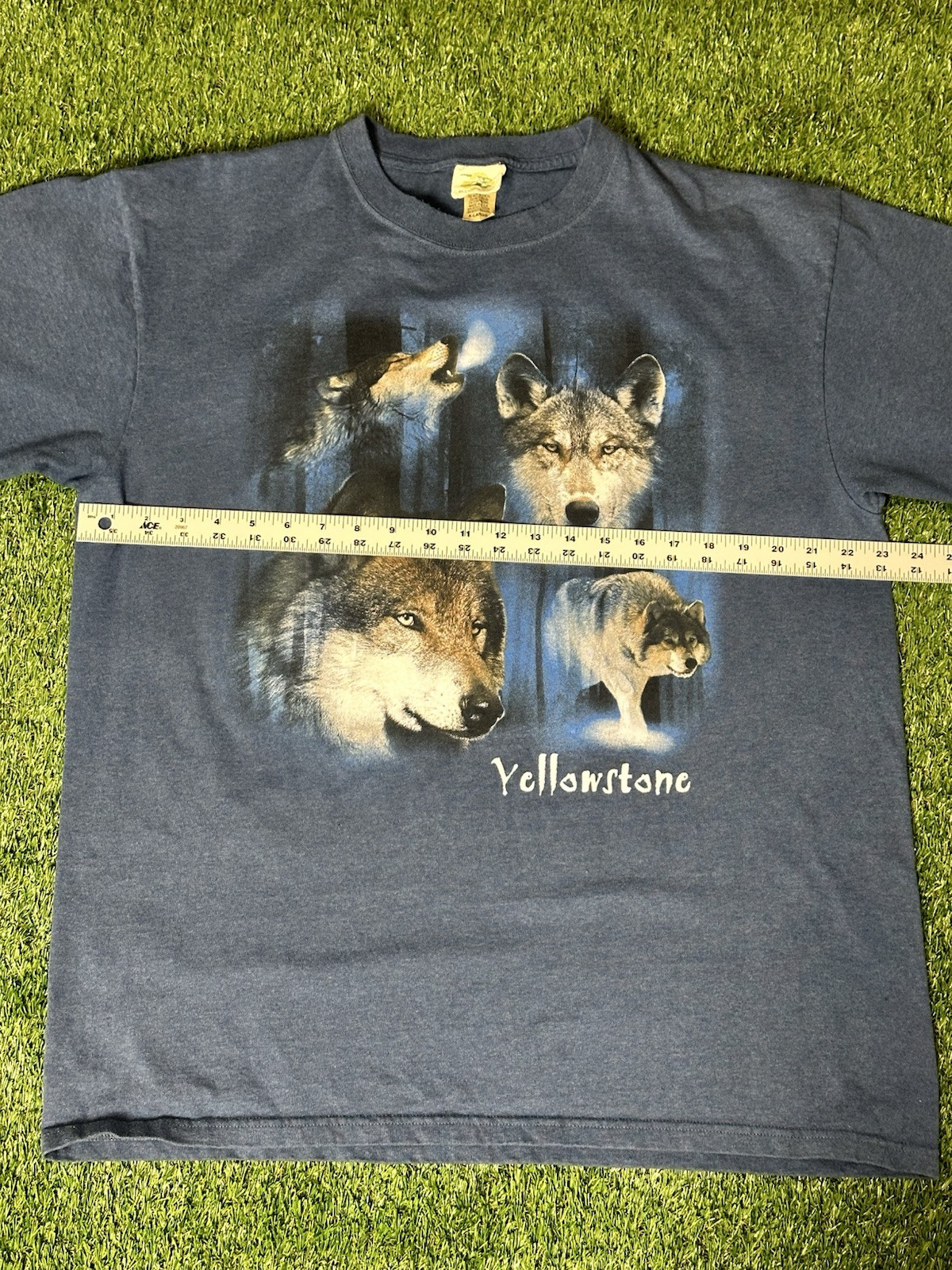 Vintage Eco Mountain Yellowstone Wolf Shirt Size L Mens gallery