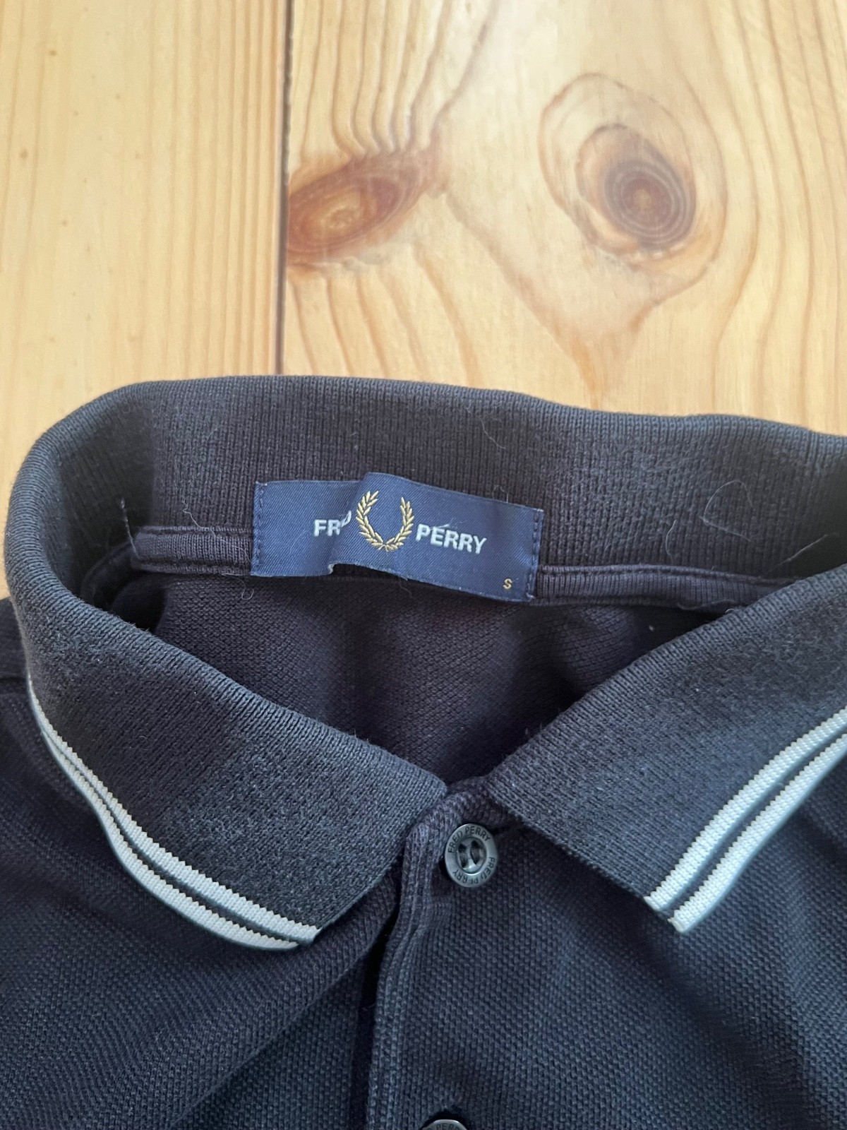 Fred Perry Henley Long Sleeve T-Shirt Buttons Men’s Size S Black 100% Cotton gallery