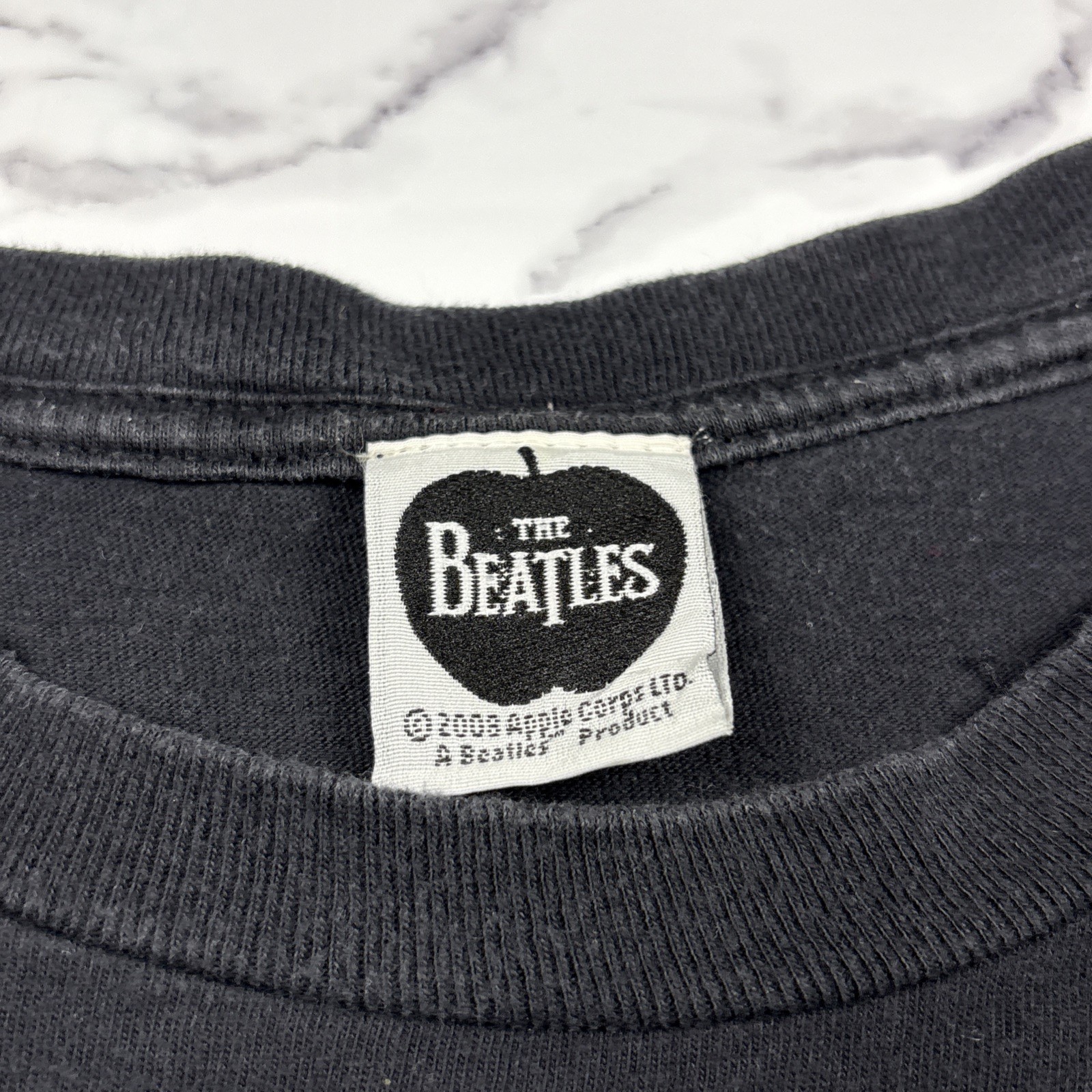 VTG 2008 The Beatles Apple Records Faded Green Apple Black Band Promo T-Shirt XL gallery