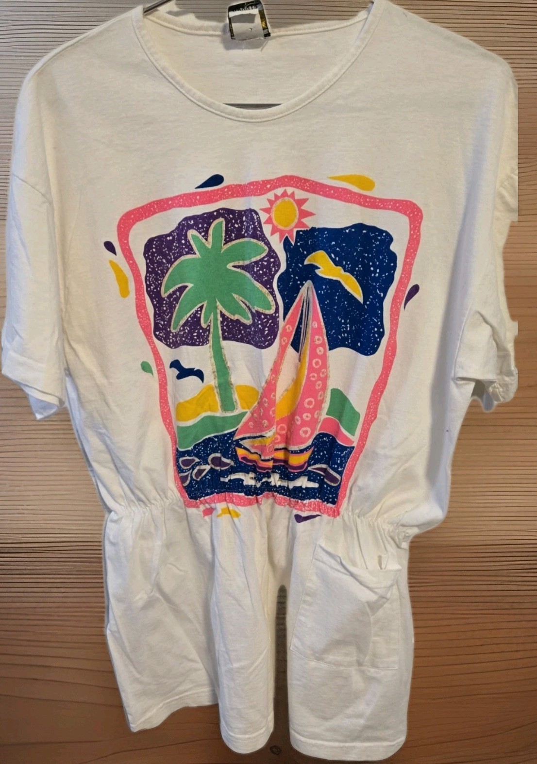 90s Beach Graphic Cinched Waist Tee Sailboat Palm Tree Pockets USA Vintage