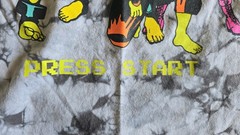 RARE CAPCOM Street Fighter II Press Start 8-Bit Neon Tie-Dye Tee – Size M